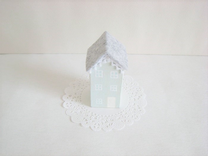 可愛いパステルカラーの小さいお家の置物 ブルー Iichi ハンドメイド クラフト作品 手仕事品の通販