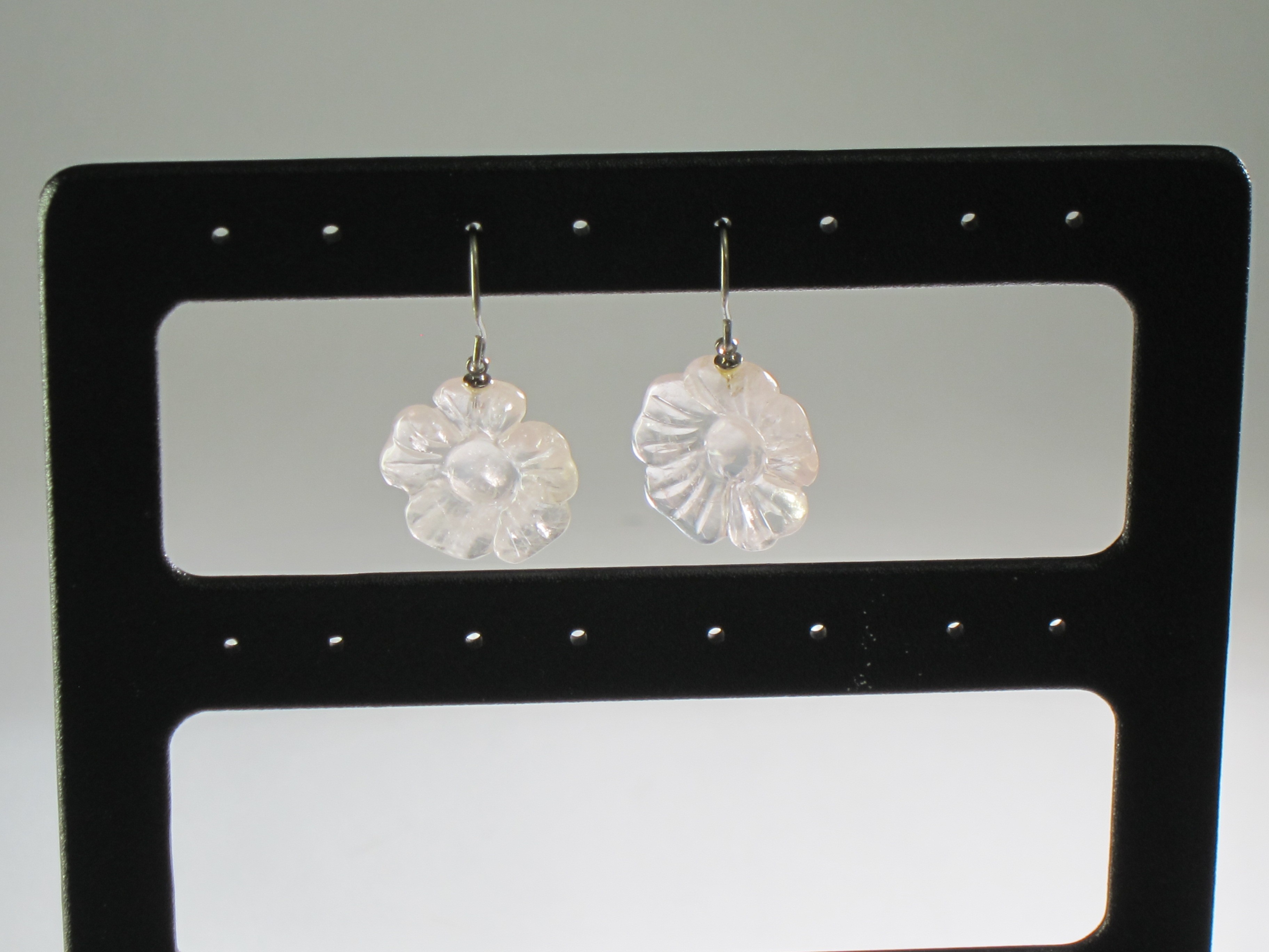 桜ローズクォーツ 美々和 Sピアスイヤリング Iichi ハンドメイド クラフト作品 手仕事品の通販