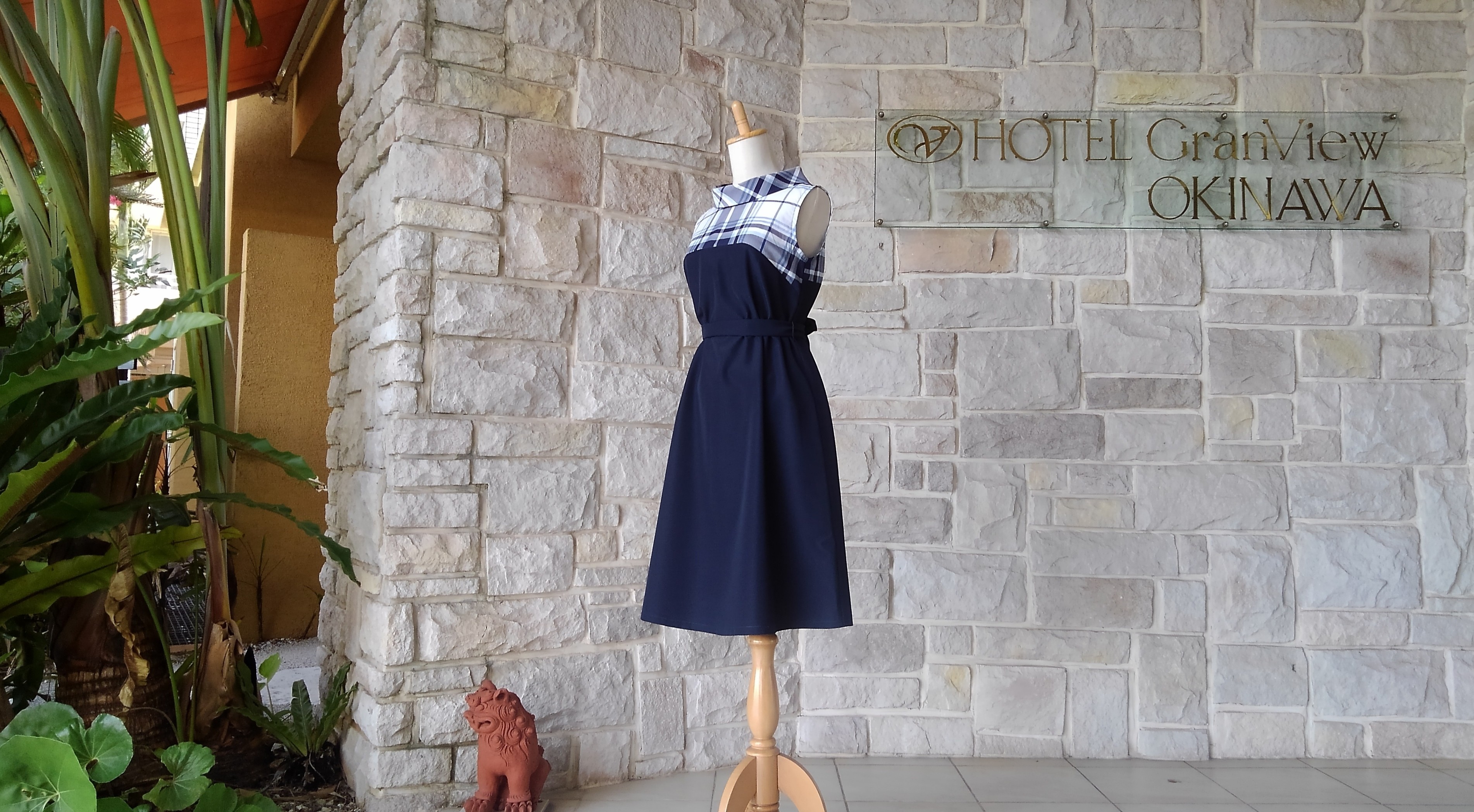 ｍ 英国調チェック ネイビー ツートン ロールカラー クラシカルワンピース Iichi ハンドメイド クラフト作品 手仕事品の通販