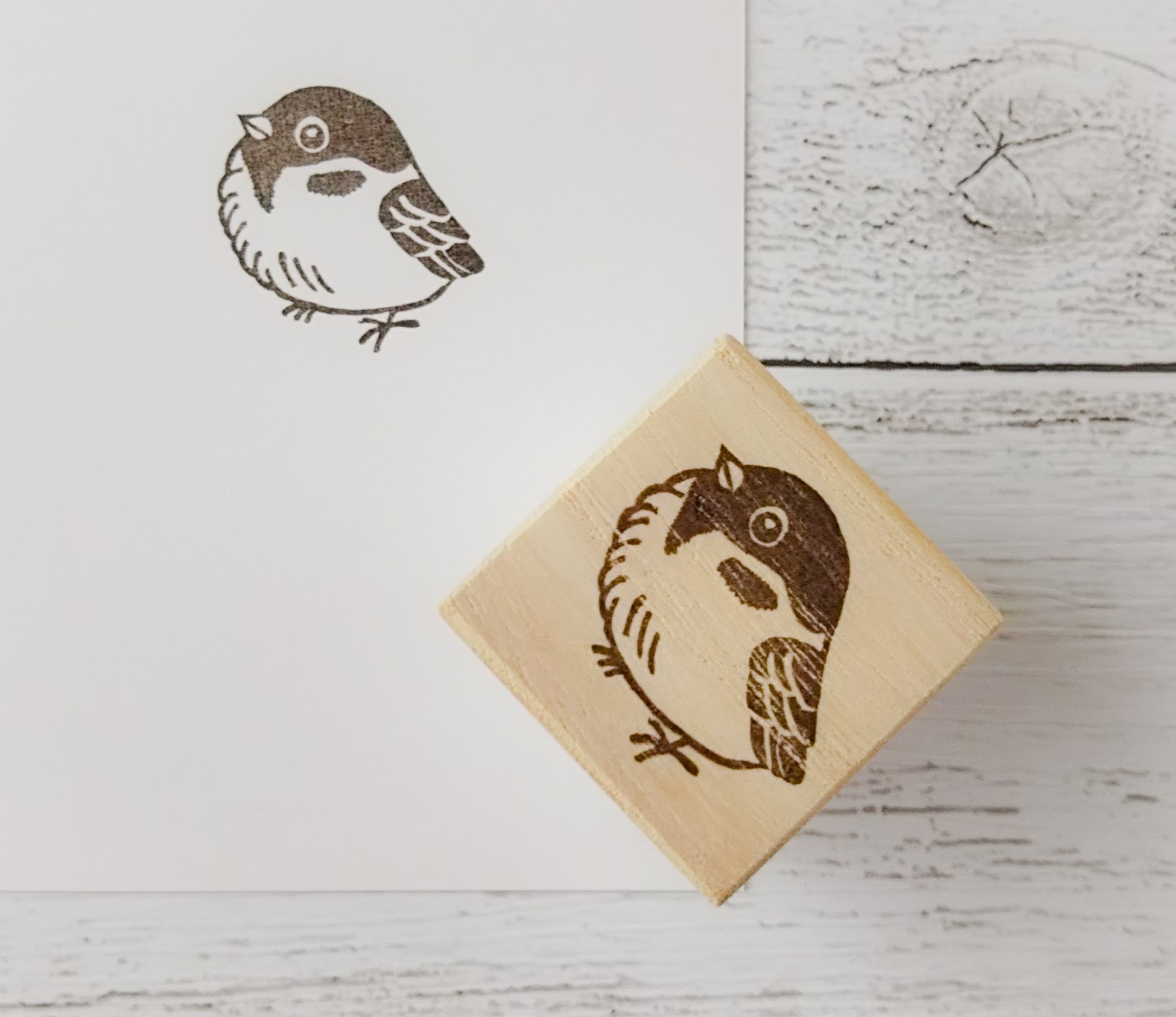 ふくら雀 消しゴムはんこ Iichi ハンドメイド クラフト作品 手仕事品の通販
