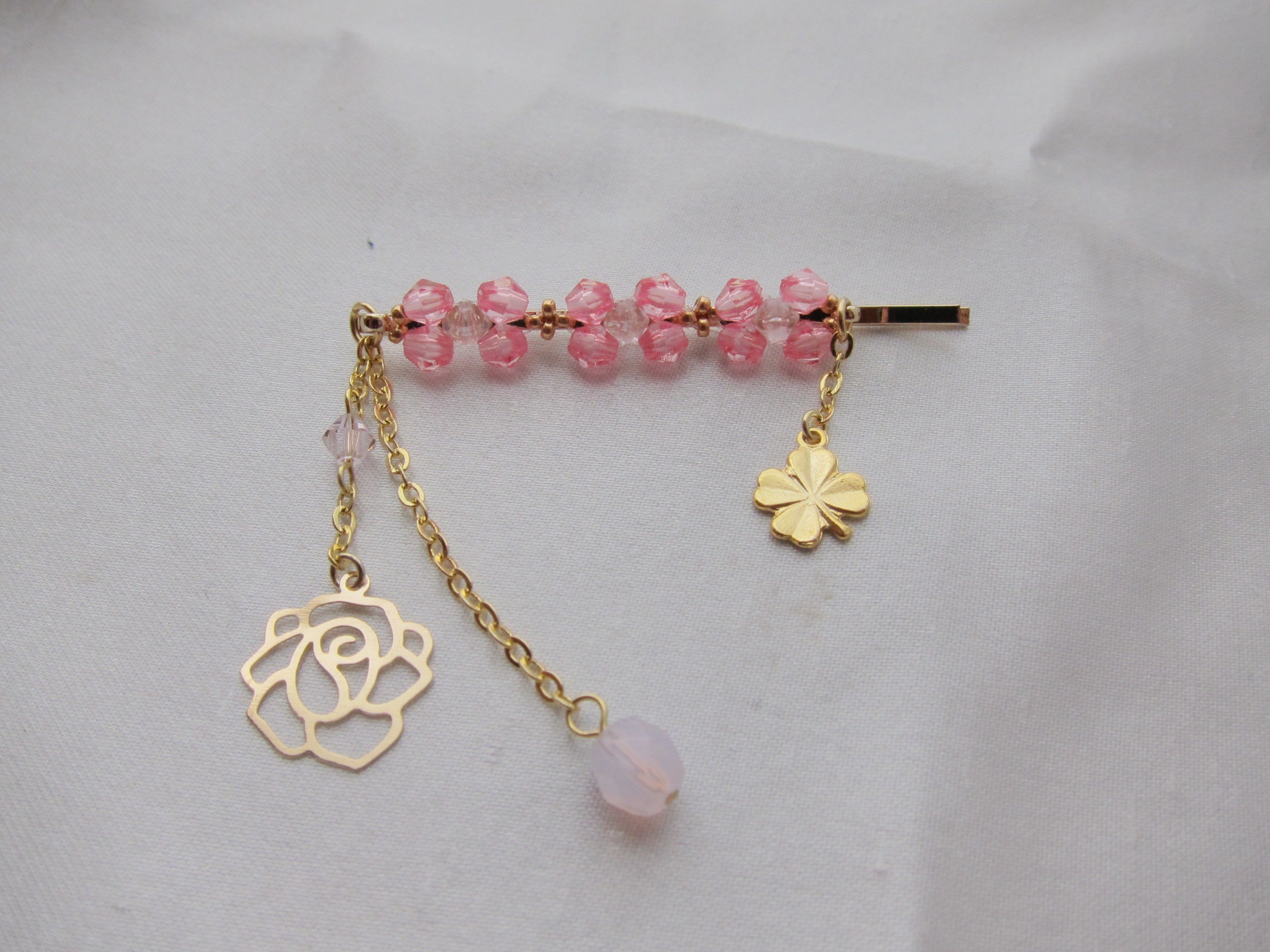 花とクローバーのヘアピンセット Iichi ハンドメイド クラフト作品 手仕事品の通販