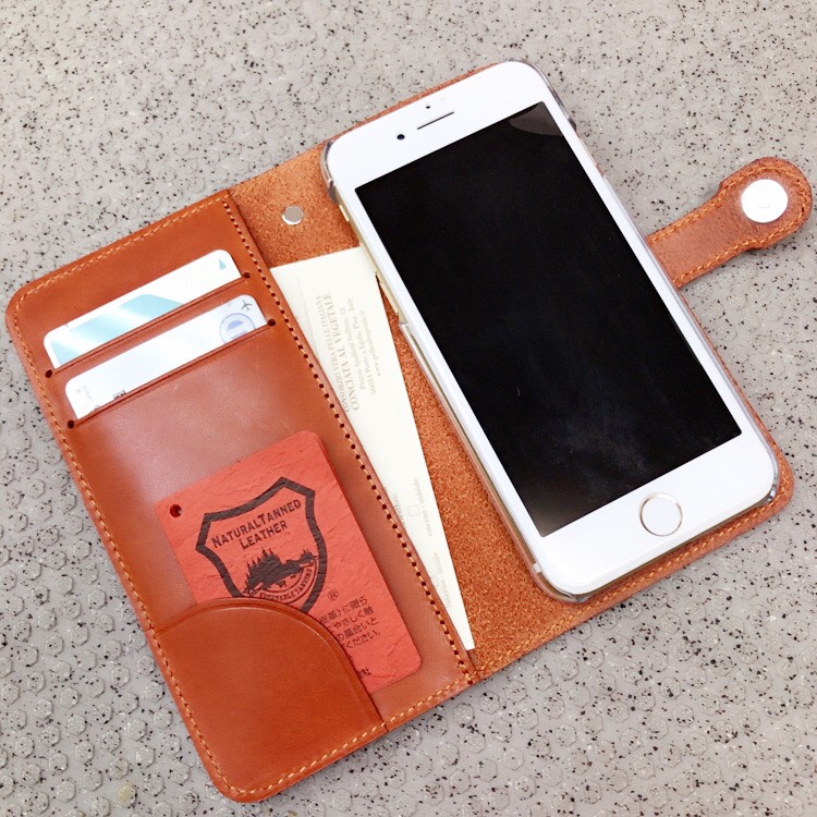 栃木レザーiphone12 11promax Xsmax 7 8plus用 手帳型 本革 Iphoneケース Iichi ハンドメイド クラフト作品 手仕事品の通販