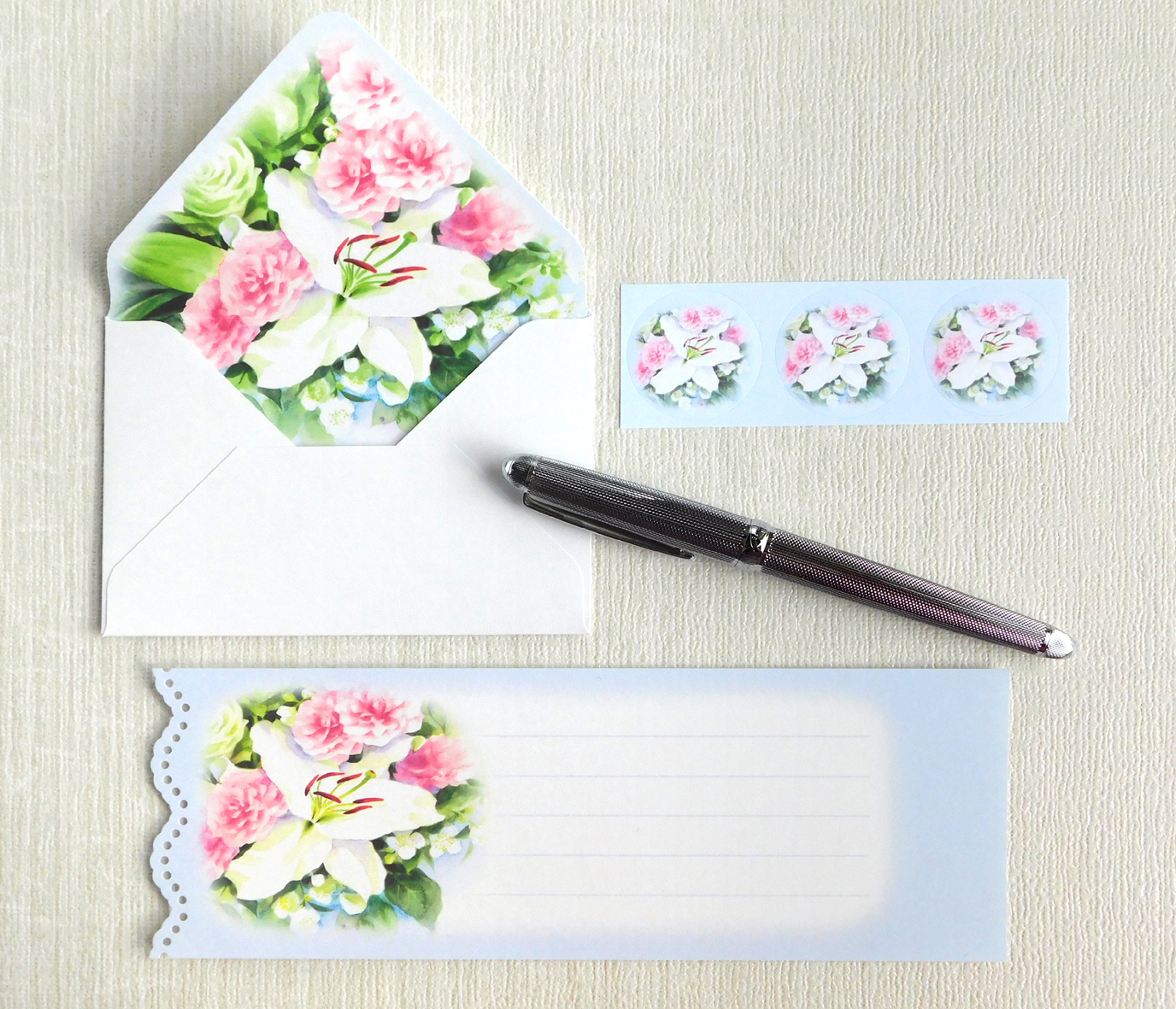 バラとカサブランカのミニ封筒 メッセージカード 内模様 Iichi ハンドメイド クラフト作品 手仕事品の通販