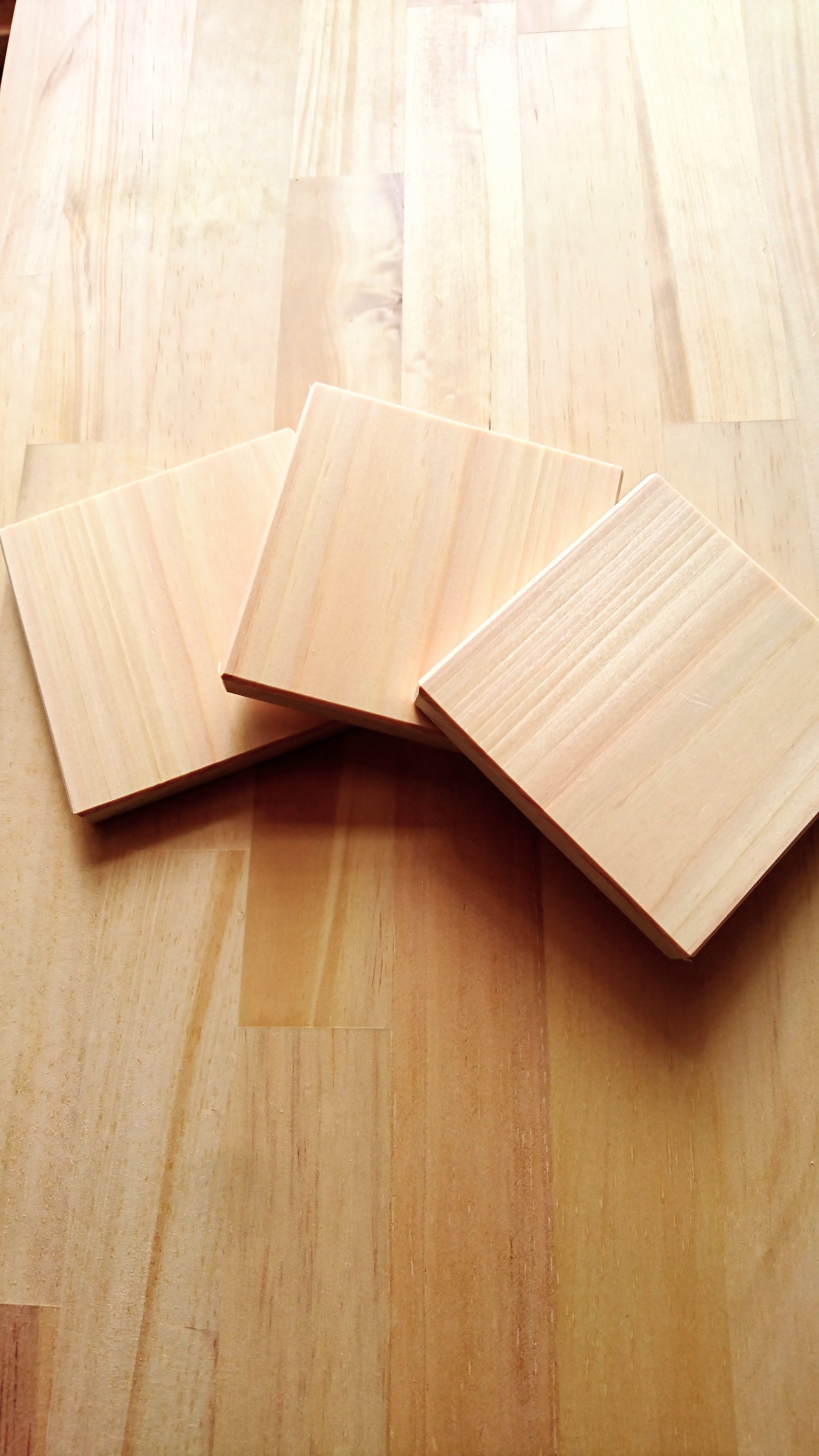 ヒノキのコースター 木製 Iichi ハンドメイド クラフト作品 手仕事品の通販