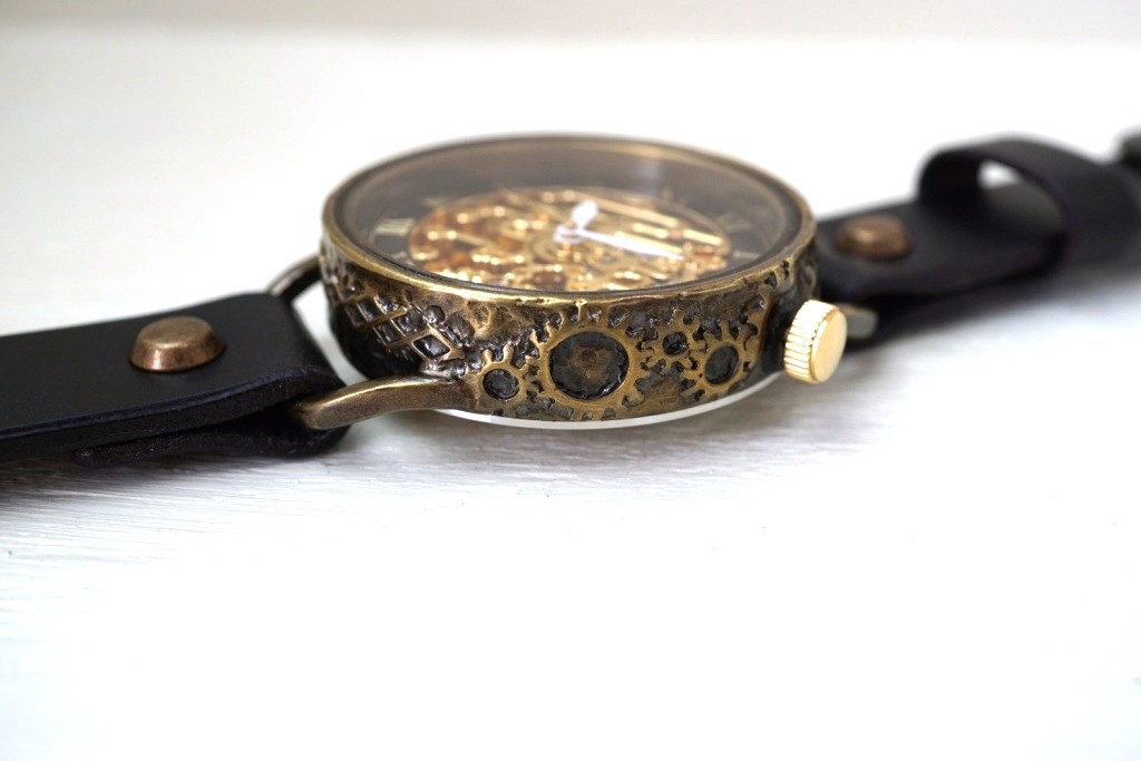 メカニックゴールド At ブラック 真鍮 手作り腕時計 Iichi ハンドメイド クラフト作品 手仕事品の通販