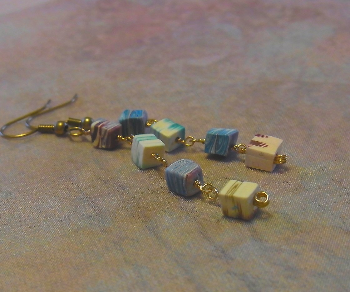 スモールキューブピアス Iichi ハンドメイド クラフト作品 手仕事品の通販