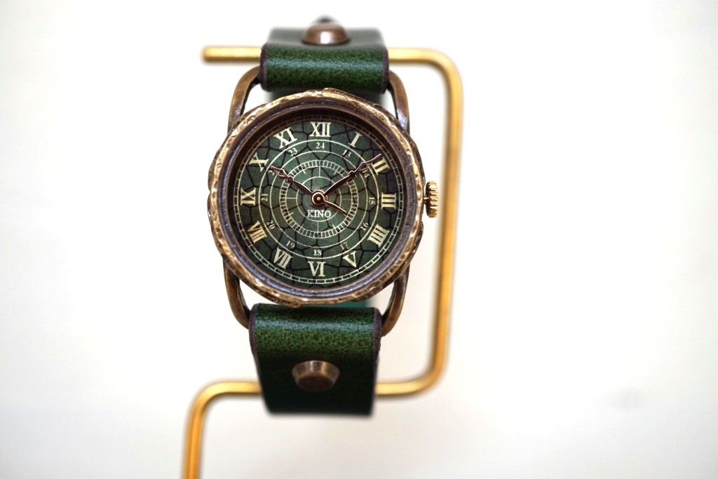 クラック ワールド ローマ ｓサイズ 真鍮 グリーン 手作り時計 Iichi ハンドメイド クラフト作品 手仕事品の通販