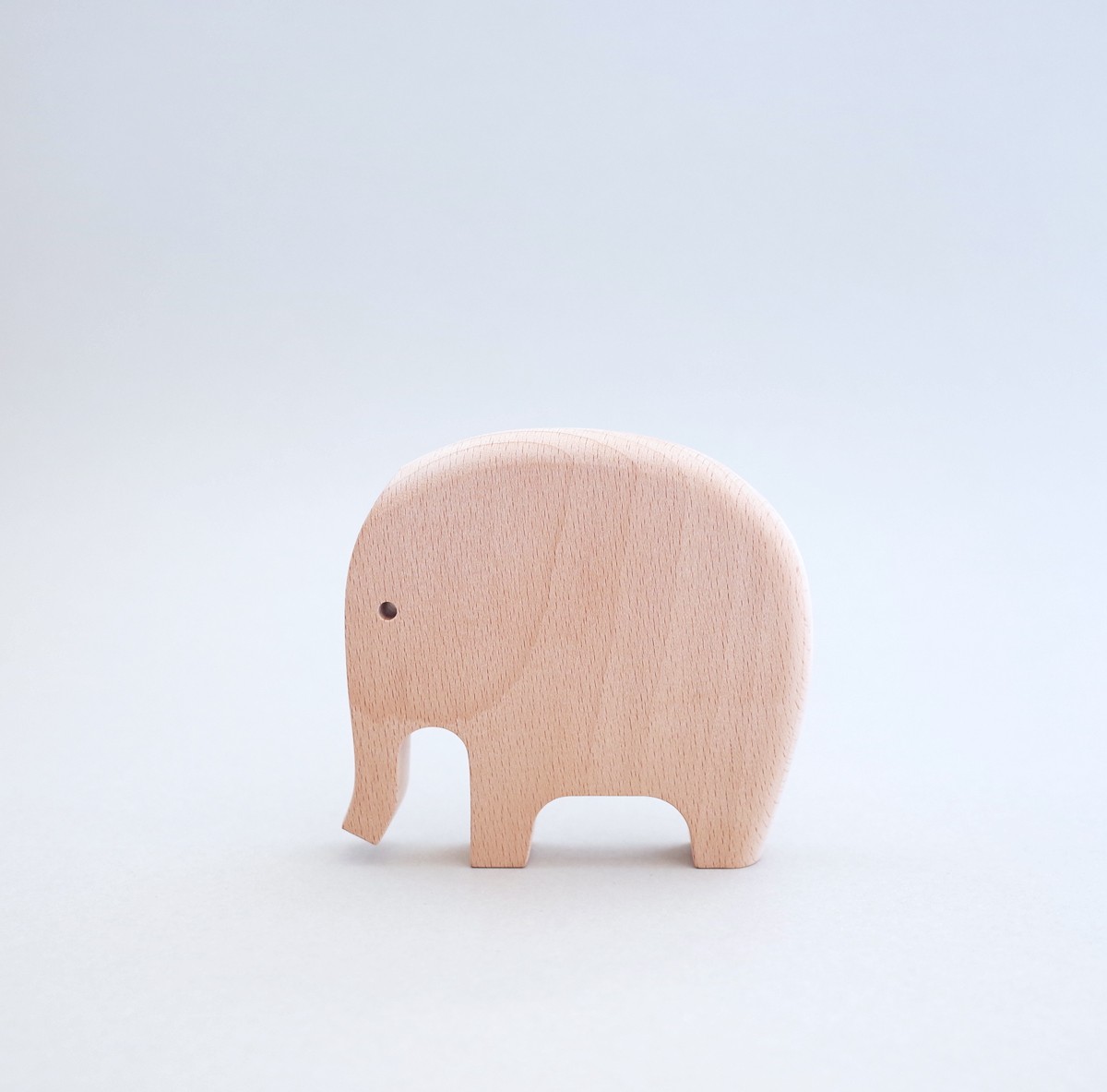 出産祝いに 無垢の木のおもちゃ ぞう Iichi ハンドメイド クラフト作品 手仕事品の通販