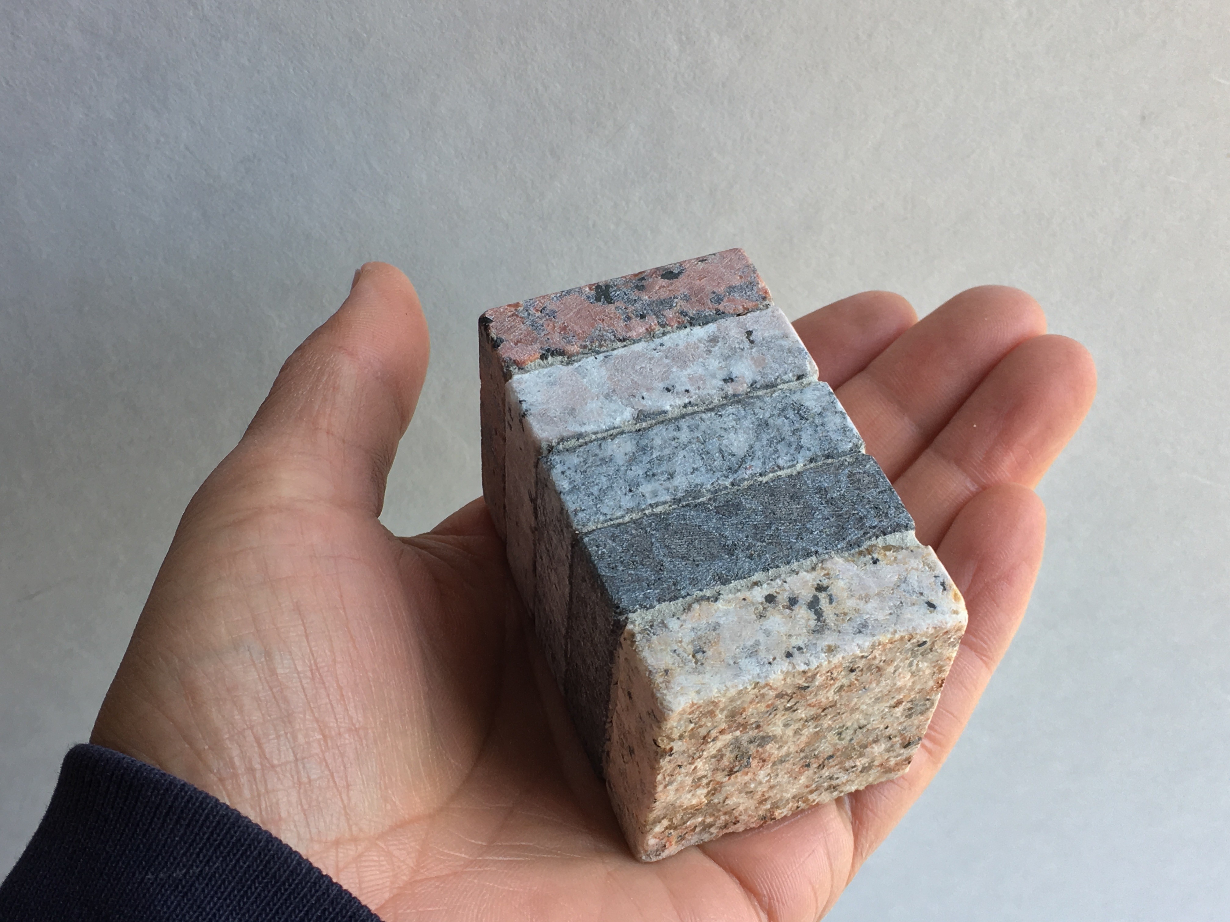 四角い石のペーパーウエイト Iichi ハンドメイド クラフト作品 手仕事品の通販