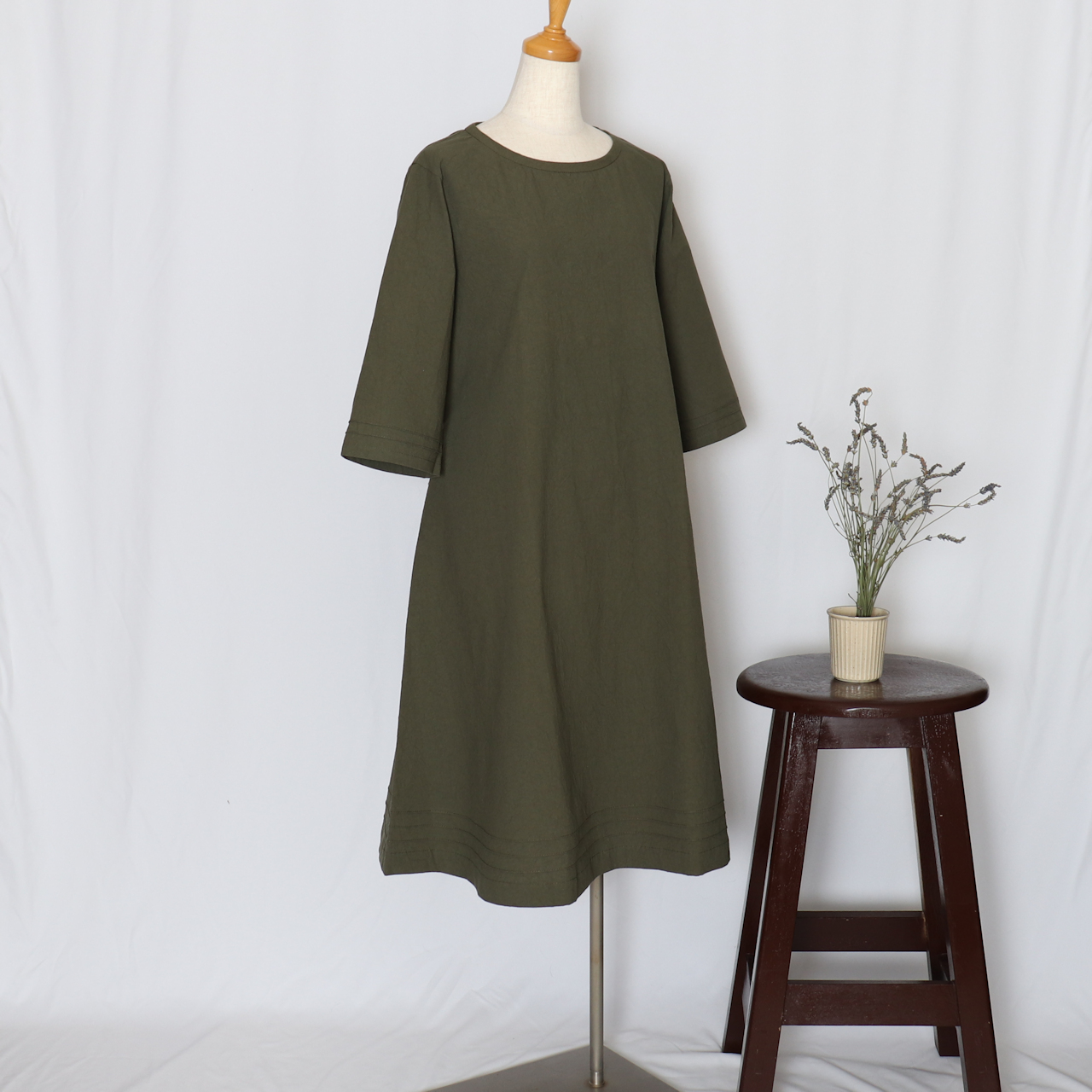 S シンプルフレアワンピース モスグリーン C18 Iichi ハンドメイド クラフト作品 手仕事品の通販 S シンプルフレアワンピース モスグリーン C18 Iichi ハンドメイド クラフト作品 手仕事品の通販
