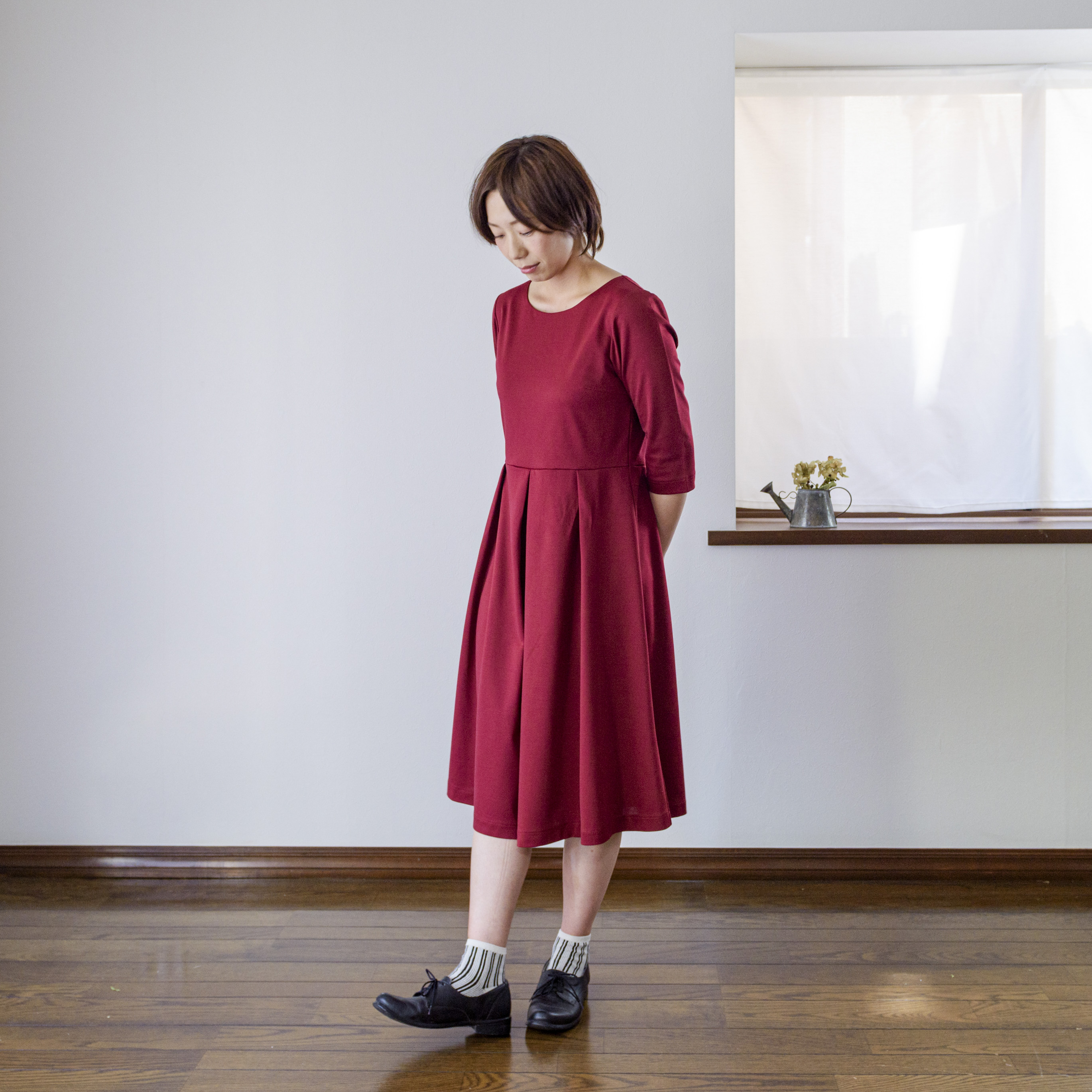 L アーミッシュ風シンプルワンピース 七分袖 ワインレッド 定番生地 Iichi ハンドメイド クラフト作品 手仕事品の通販