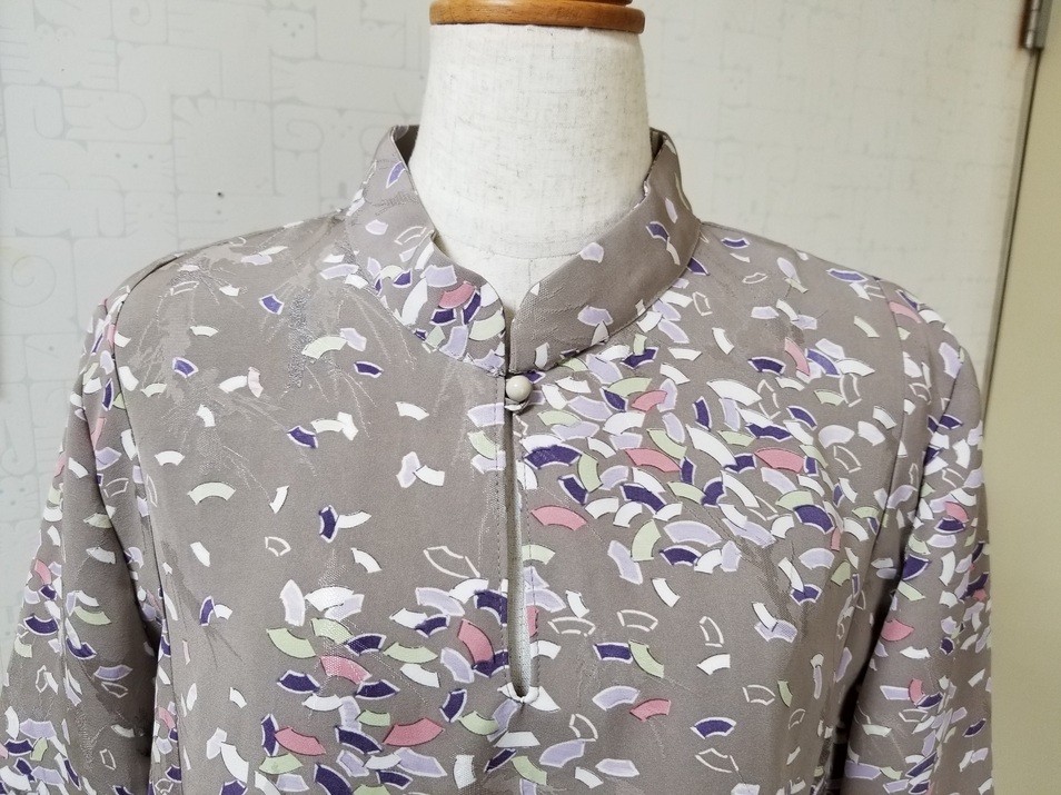 着物リメイク チャイナカラーブラウス | iichi ハンドメイド・クラフト作品・手仕事品の通販