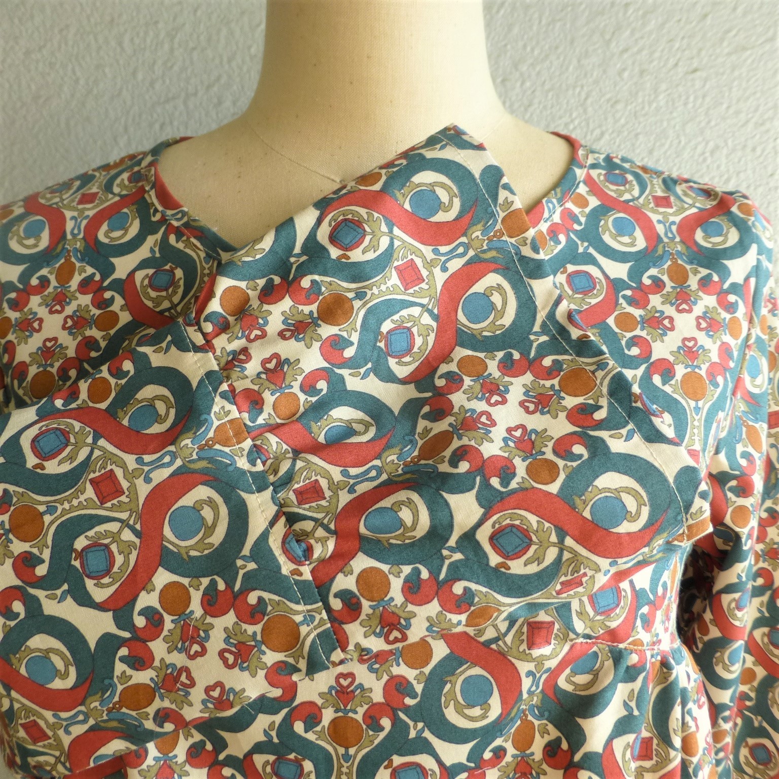 リバティ ランディのベルスリーブブラウス Iichi ハンドメイド クラフト作品 手仕事品の通販