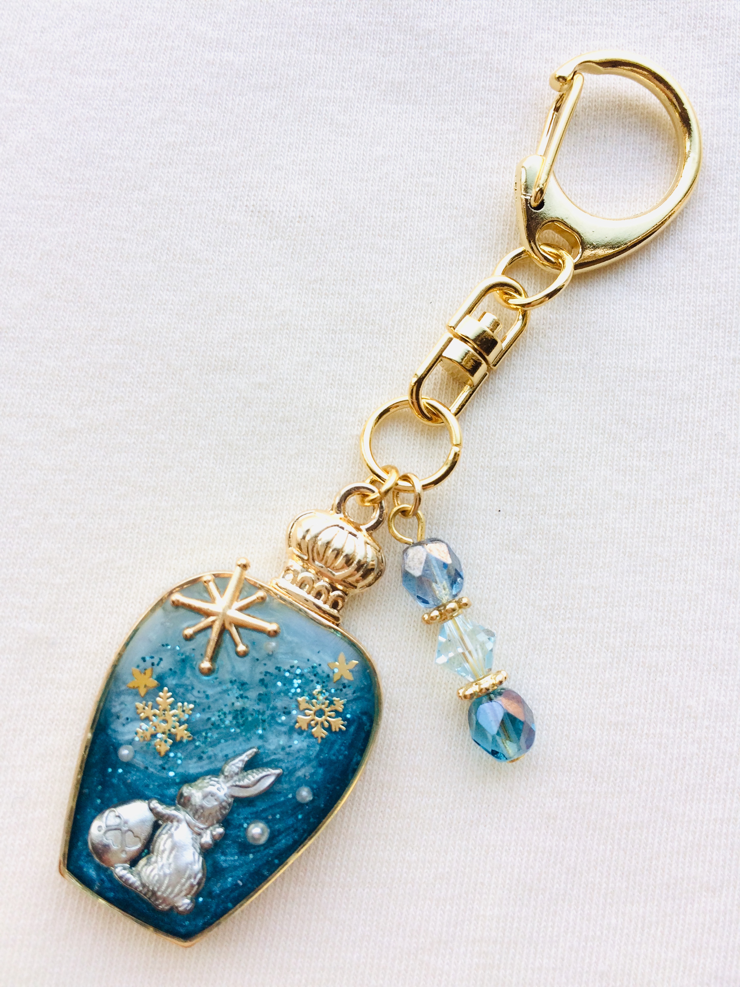香水瓶キーホルダー ｳｻｷﾞ 宵の向こう Iichi ハンドメイド クラフト作品 手仕事品の通販