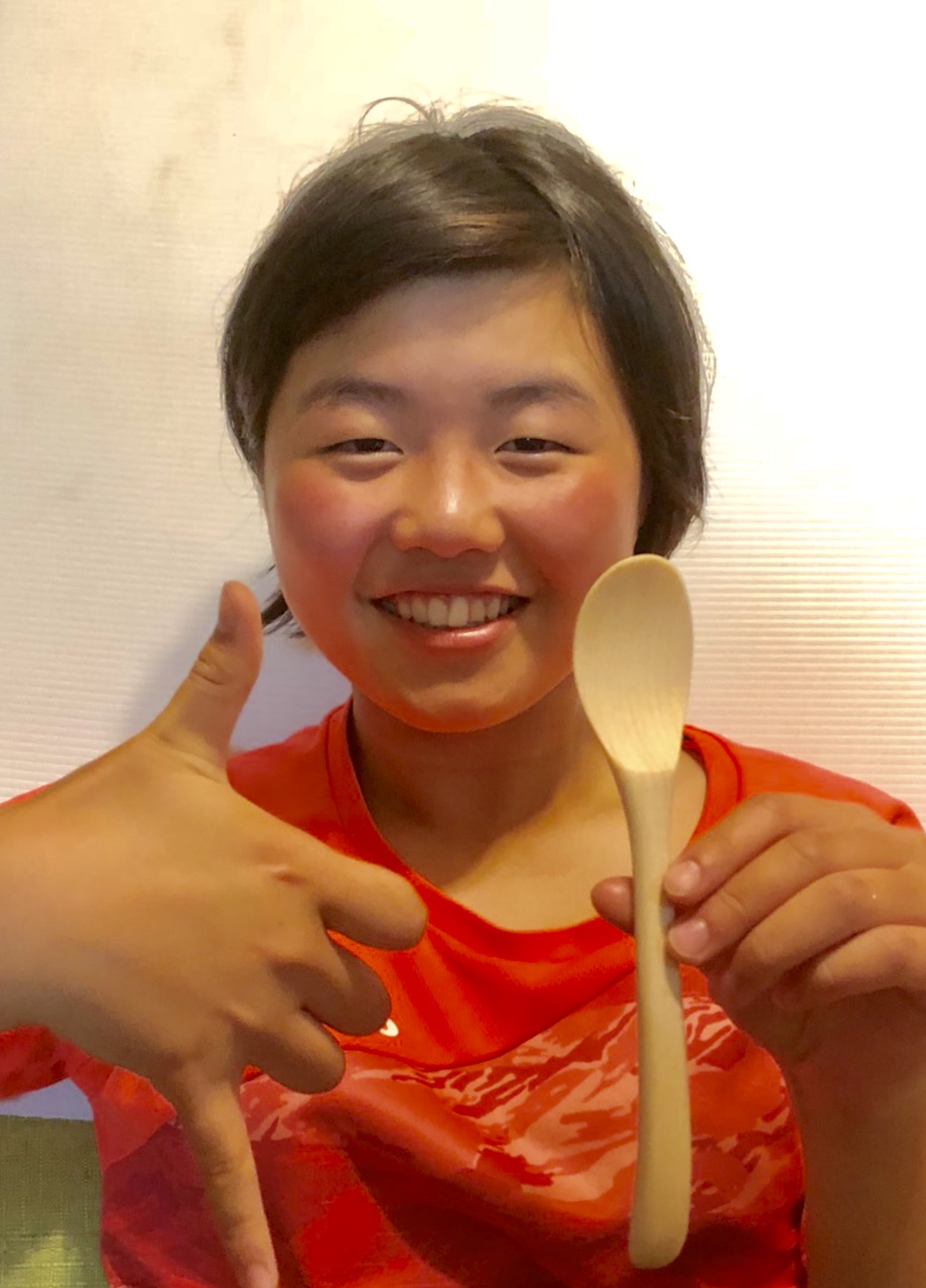 優しいナチュラルな蝦夷松の木目が綺麗な チャーハンスプーン Iichi ハンドメイド クラフト作品 手仕事品の通販