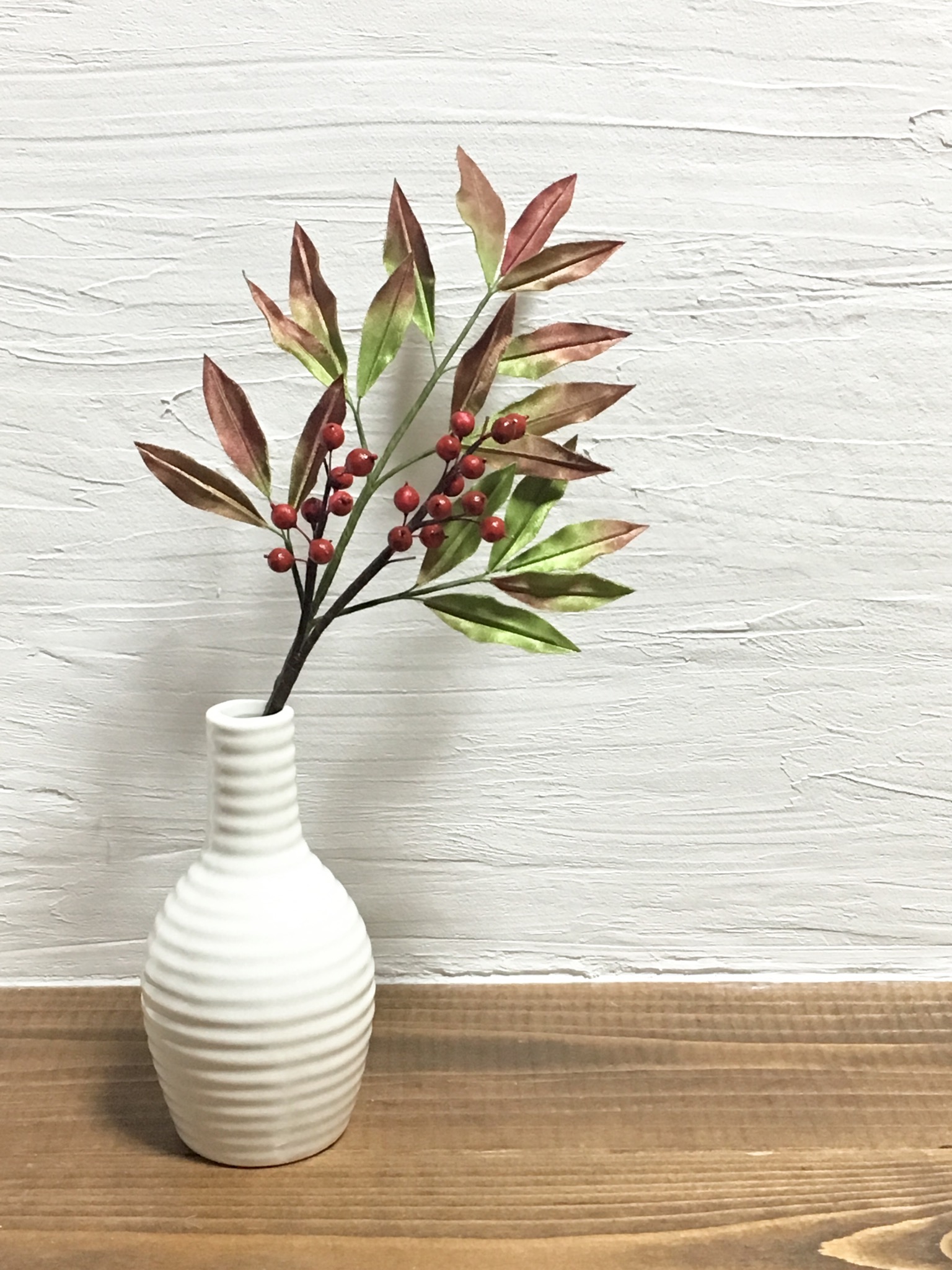 南天 赤い葉 赤い実の枝別 Iichi ハンドメイド クラフト作品 手仕事品の通販