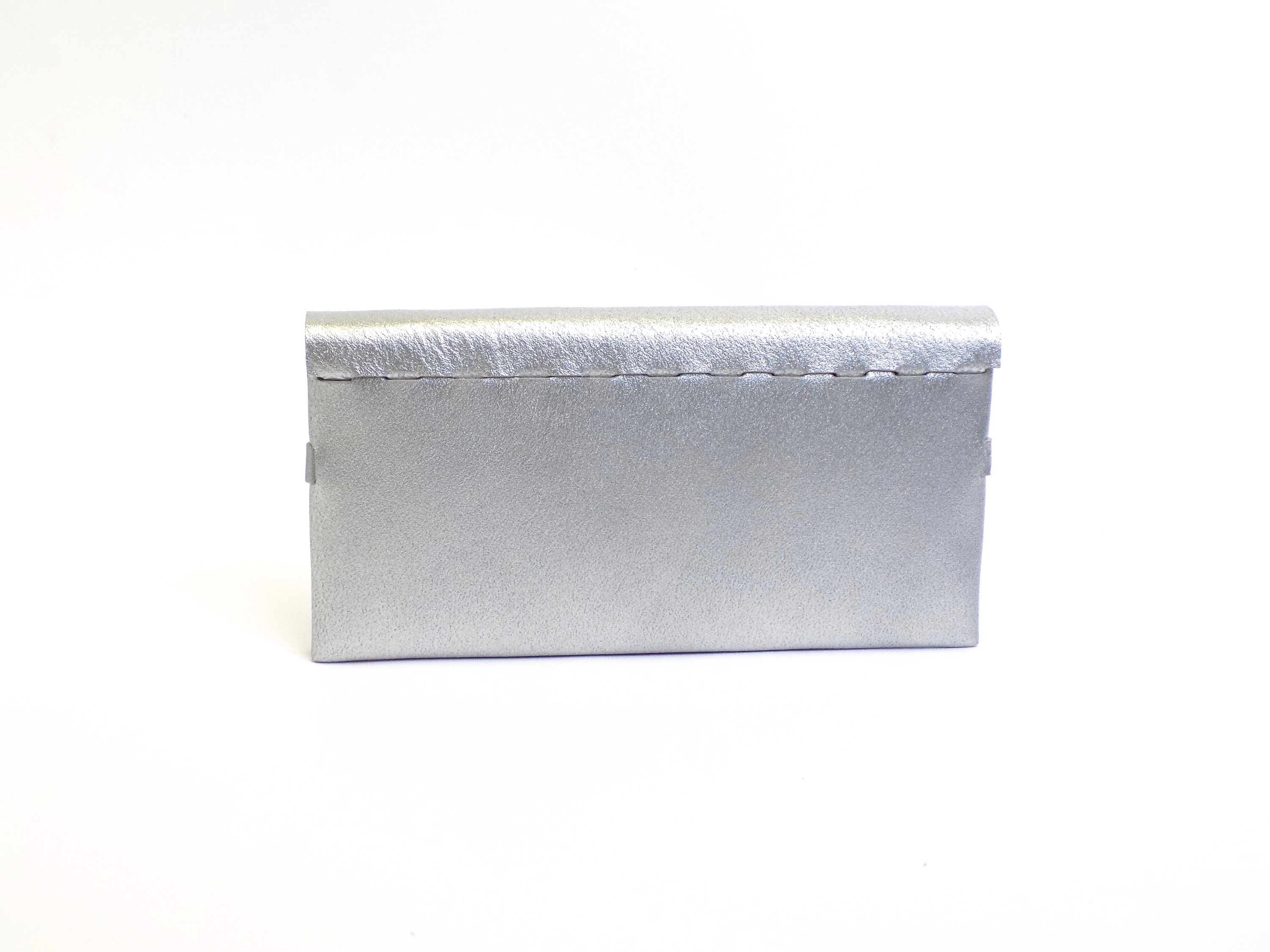 薄型二つ折り長財布 シルバー 革製 組み立て Iichi ハンドメイド クラフト作品 手仕事品の通販