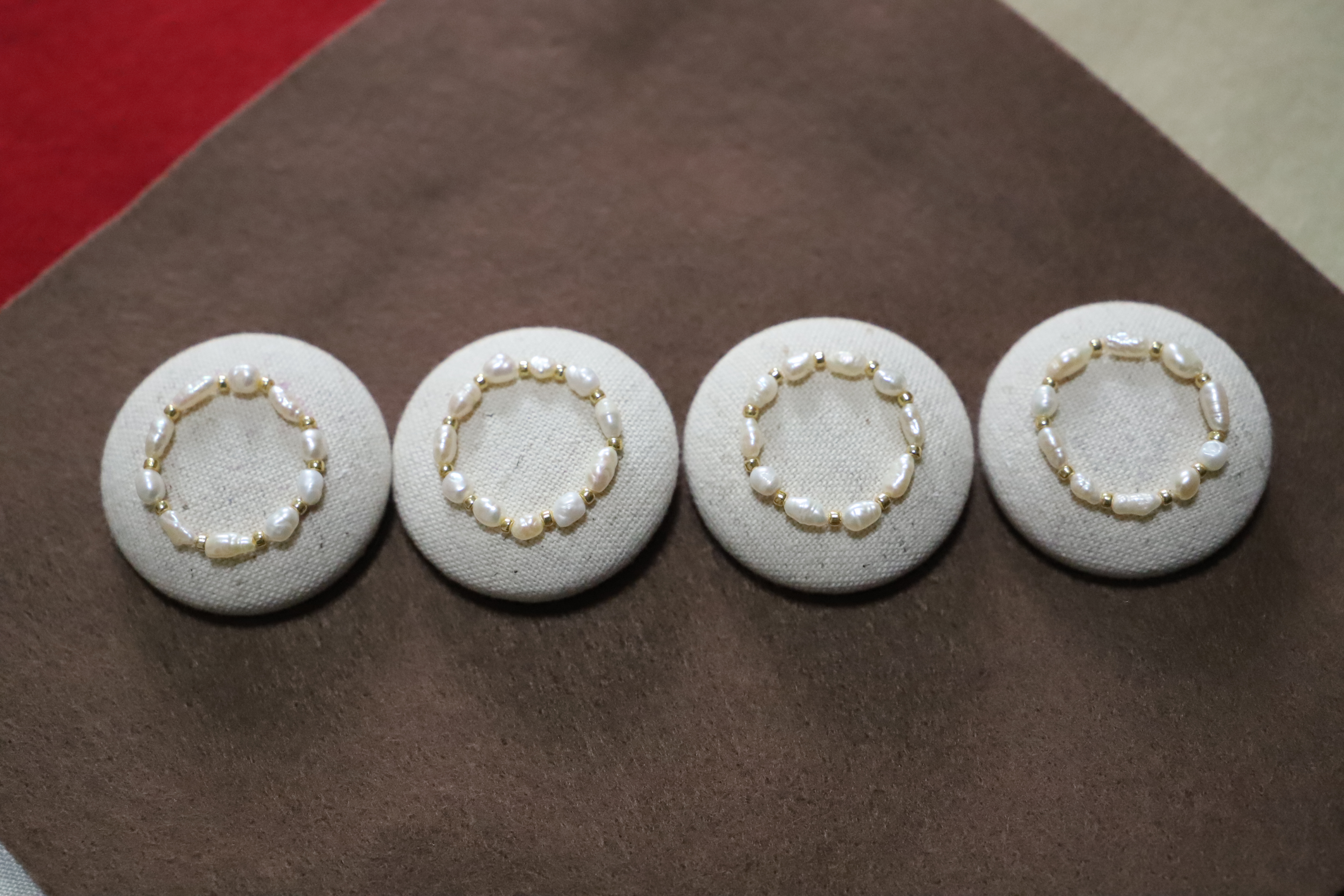 淡水パール ビーズ刺繍の飾りボタン くるみボタン Iichi ハンドメイド クラフト作品 手仕事品の通販