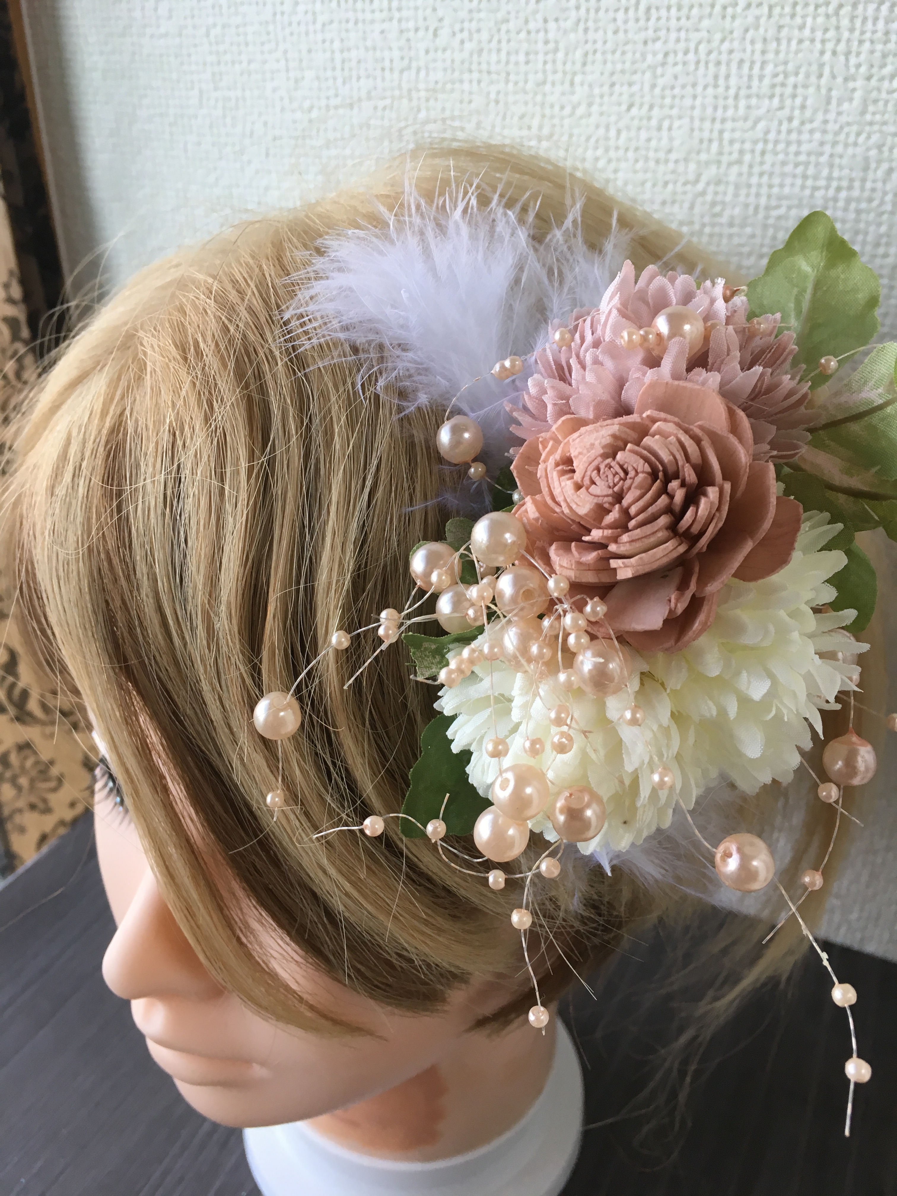 ファーとマムの髪飾り 造花 ドライ 成人式に Iichi ハンドメイド クラフト作品 手仕事品の通販