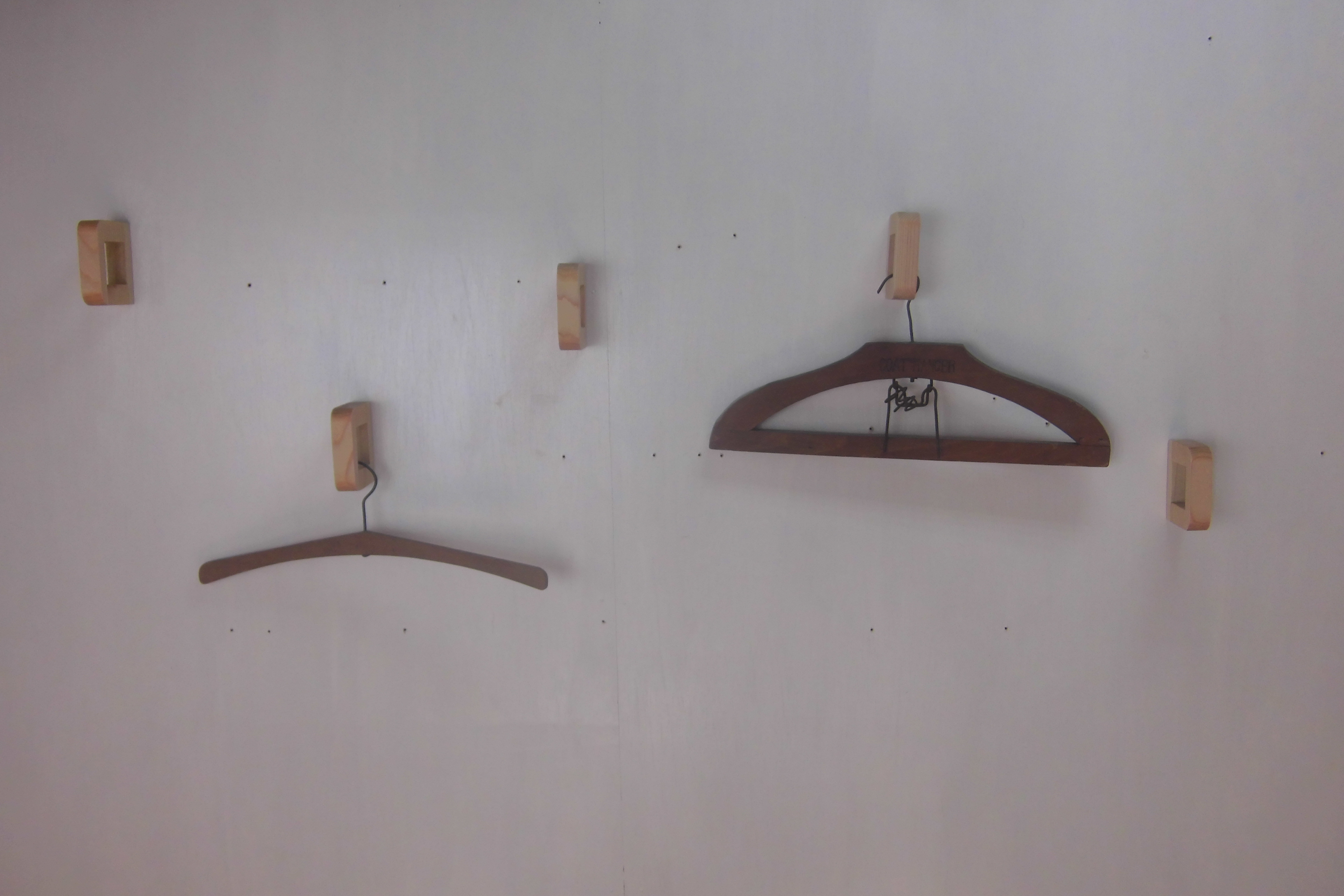 壁付けハンガーフック コートフック （3個セット） / 国産ヒノキ | iichi ハンドメイド・クラフト作品・手仕事品の通販