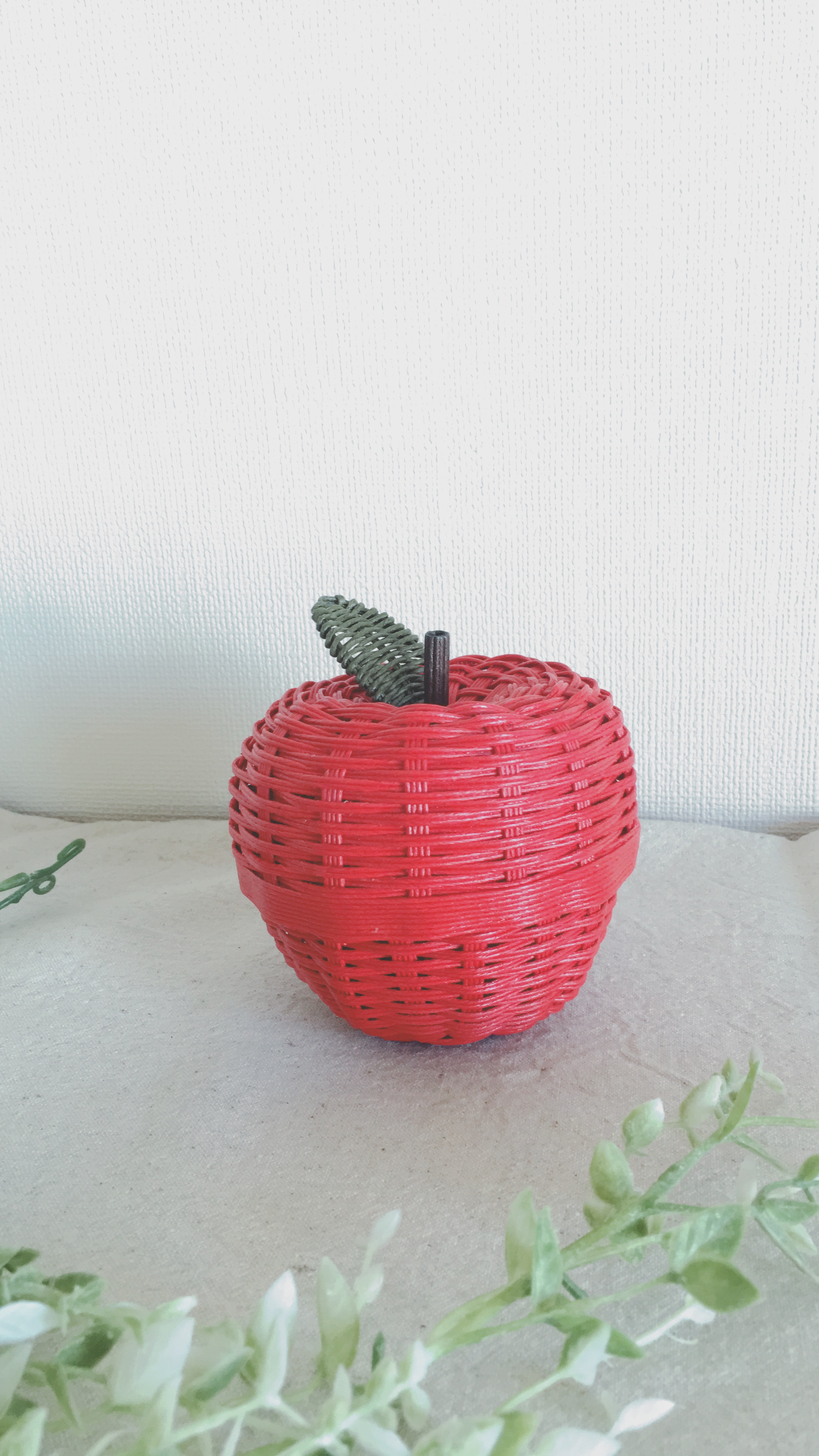 りんごの小物入れ | iichi ハンドメイド・クラフト作品・手仕事品の通販