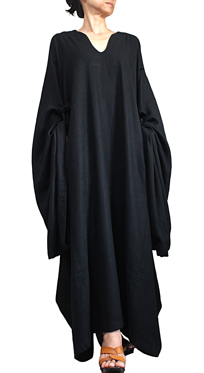 柔らかヘンプのエレガントカフタンドレス 黒 Dnn 090 01 Iichi ハンドメイド クラフト作品 手仕事品の通販