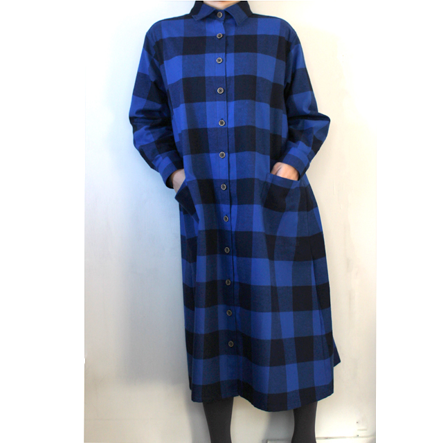 ロングシャツワンピース 青と黒のブロックチェック Iichi ハンドメイド クラフト作品 手仕事品の通販