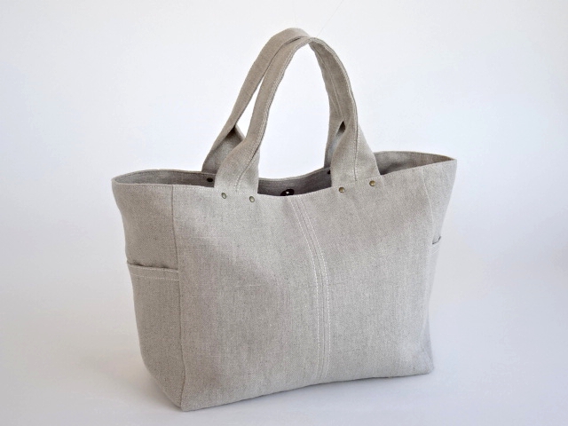 リネン 帆布 ａ４ サイドポケット付き ショルダーバッグ 生成り 大きめバッグ Iichi ハンドメイド クラフト作品 手仕事品の通販