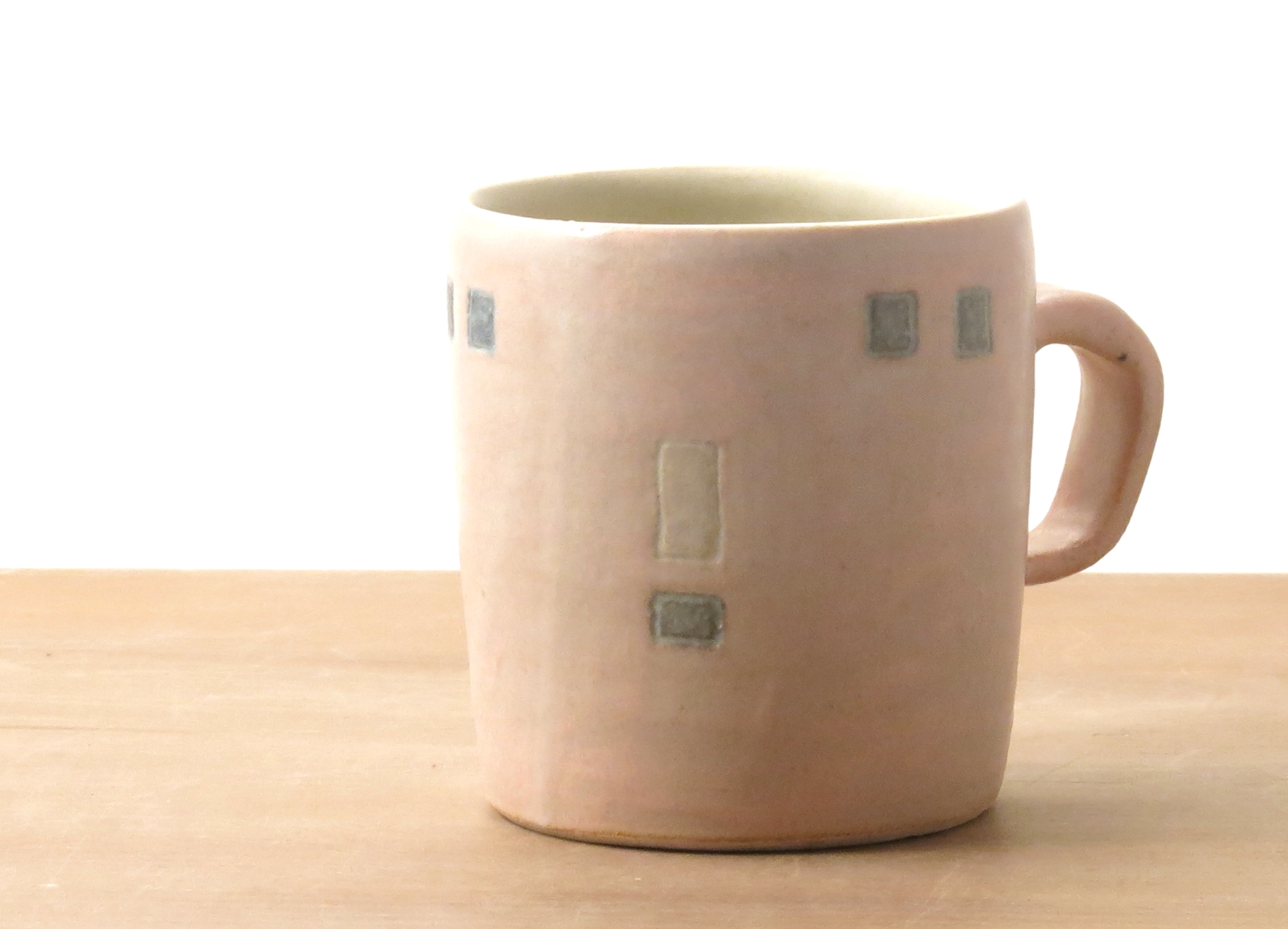 マグカップ 草原の家 サーモンピンク Iichi ハンドメイド クラフト作品 手仕事品の通販