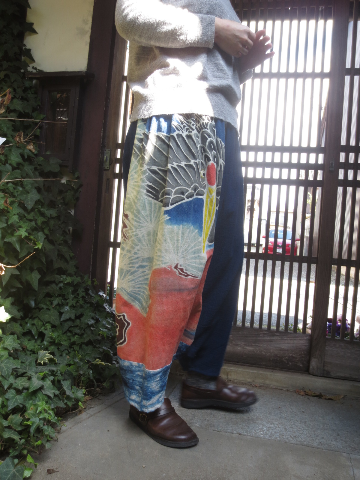 古布リメイクサルエルパンツ☆鮮やかな幟端 大漁端 藍染 自然木綿