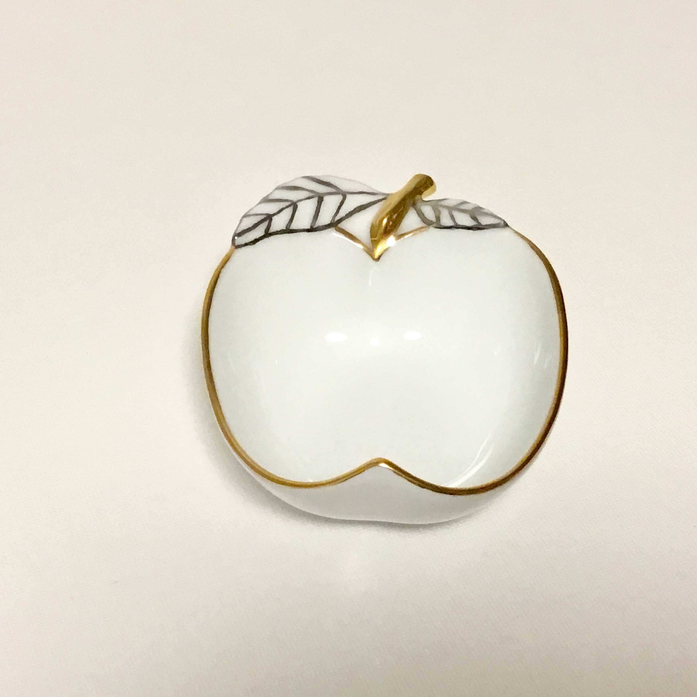 金と銀のリンゴのスイーツボウル Iichi ハンドメイド クラフト作品 手仕事品の通販
