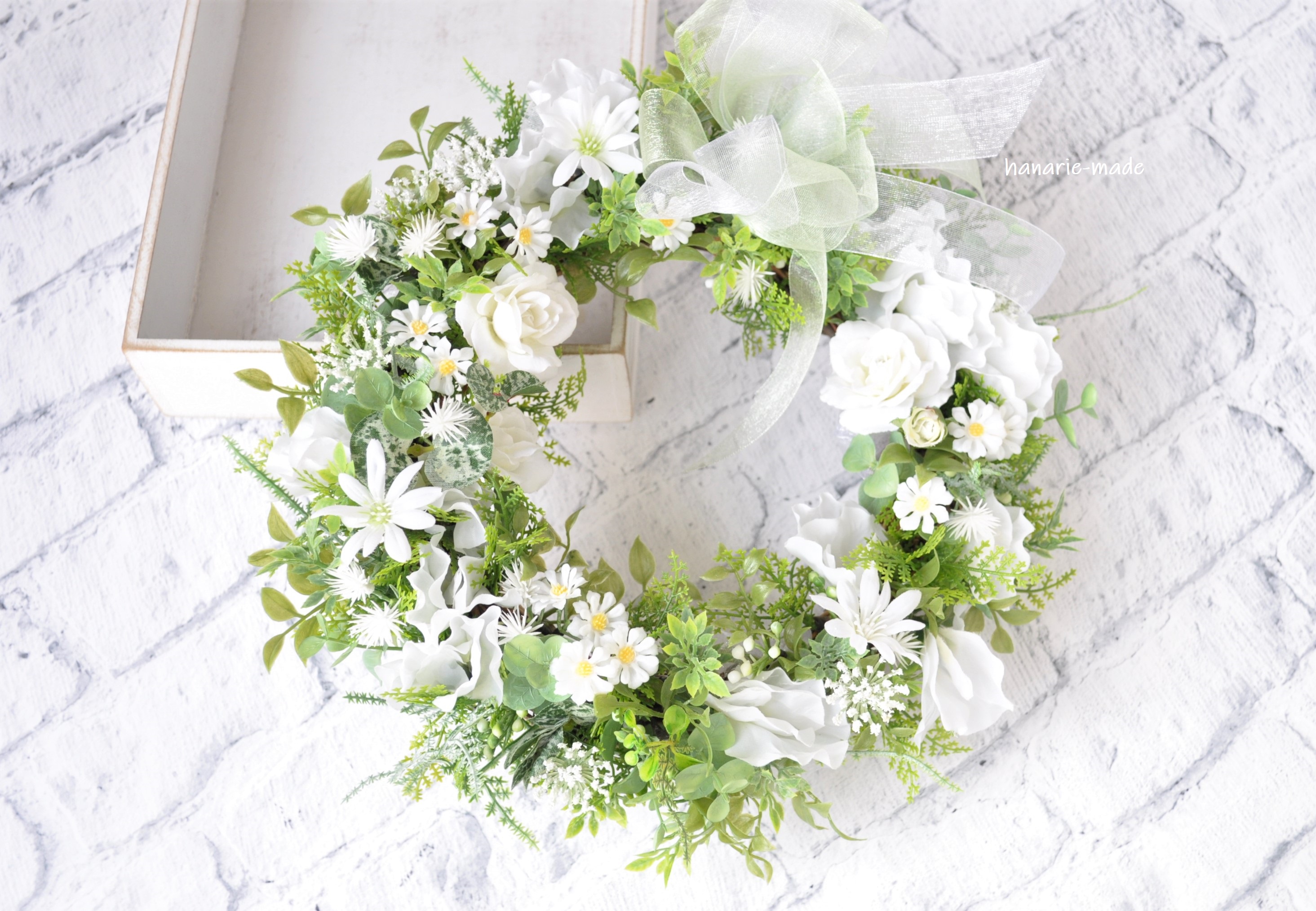 再販 ピュア ホワイト 白い花のリース バラ Iichi ハンドメイド クラフト作品 手仕事品の通販
