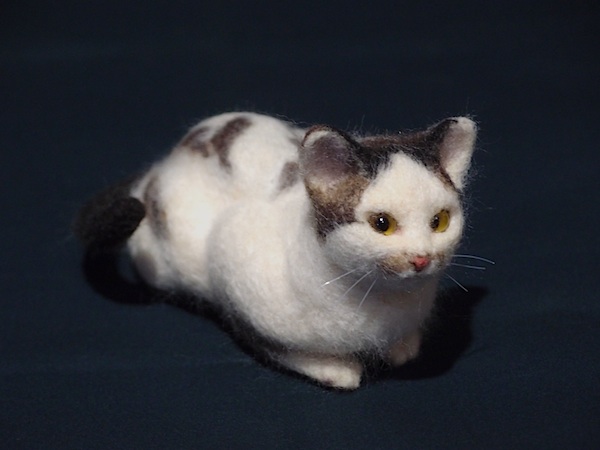 牛柄の白黒ねこ Iichi ハンドメイド クラフト作品 手仕事品の通販