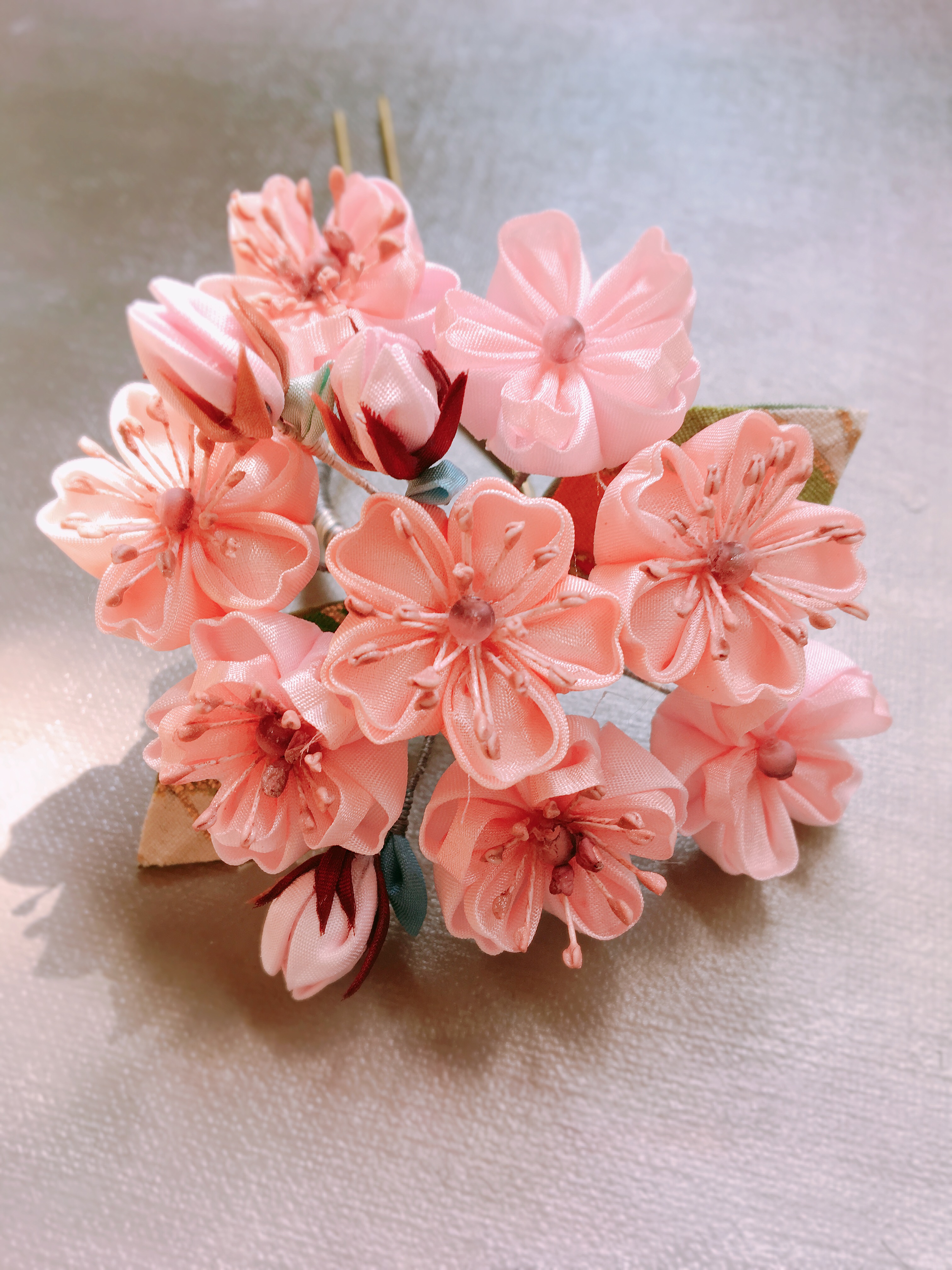 つまみ細工 桜の髪飾りno 1 Iichi ハンドメイド クラフト作品 手仕事品の通販 つまみ細工 桜の髪飾りno 1 Iichi ハンドメイド クラフト作品 手仕事品の通販