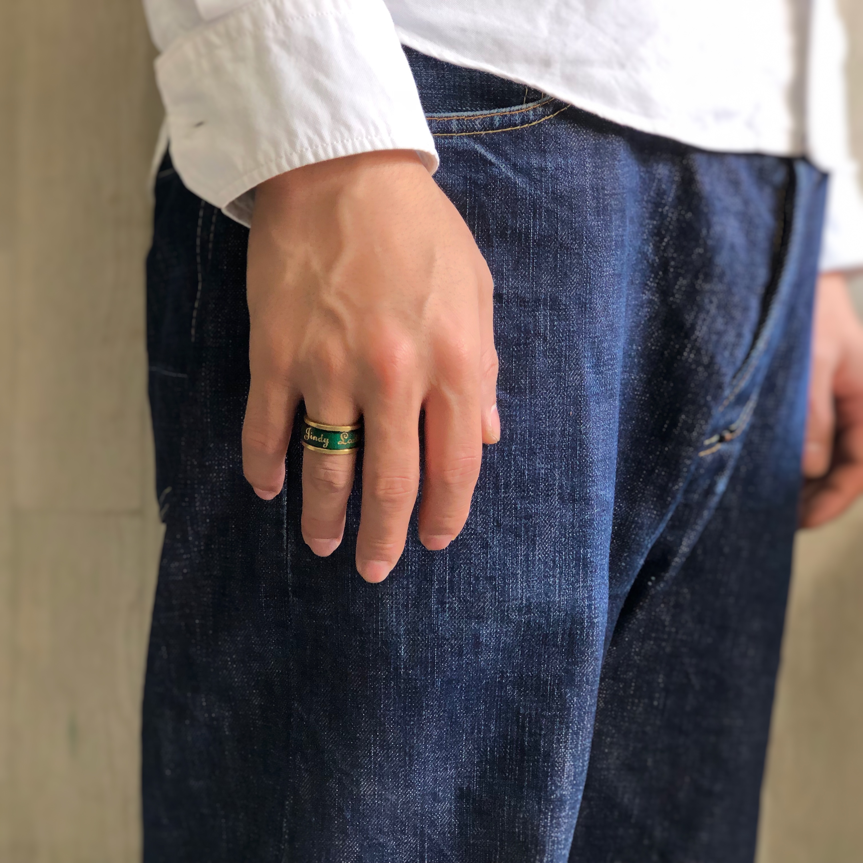 レザー真鍮リング 緑 太 ネーム 名入れ刻印 無料 Iichi ハンドメイド クラフト作品 手仕事品の通販