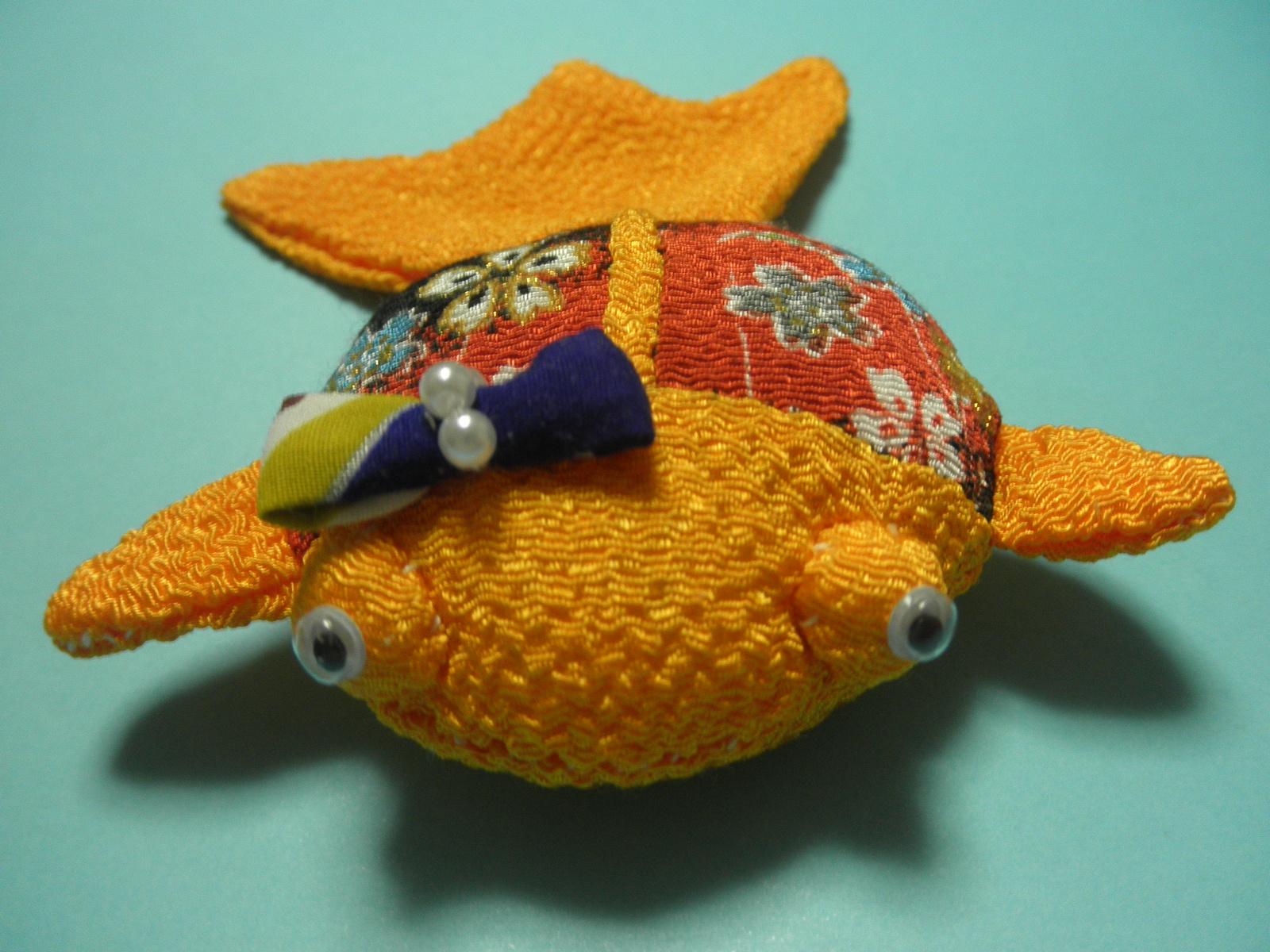 縮緬 着物地金魚のインテリア Iichi ハンドメイド クラフト作品 手仕事品の通販