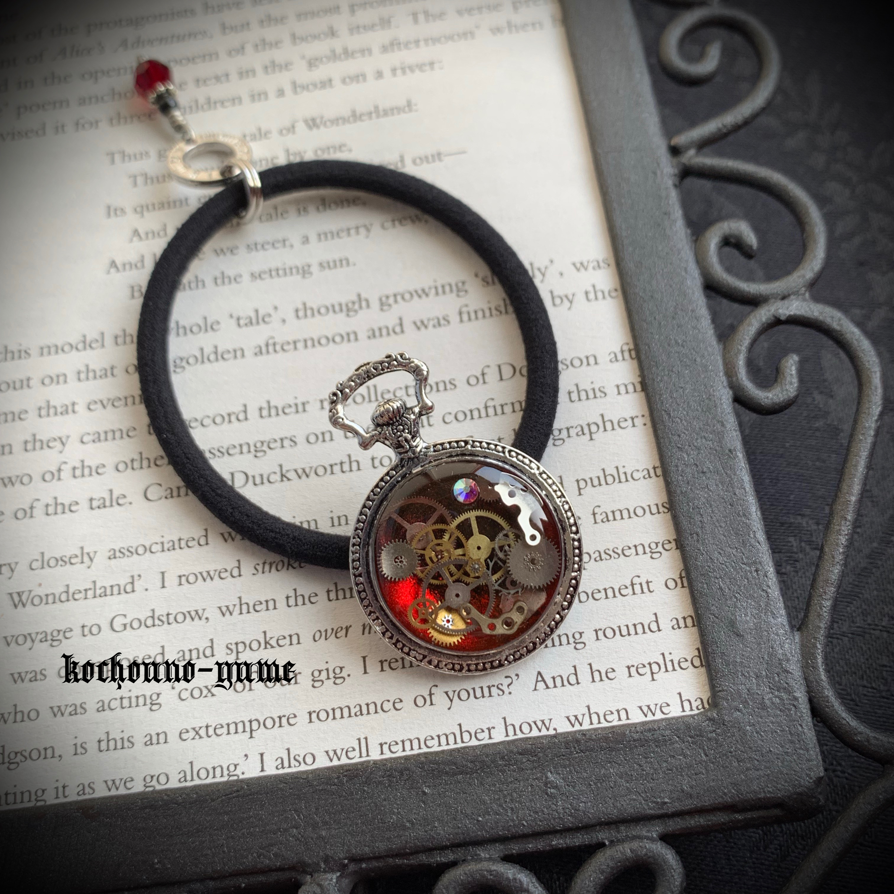 刻遊泳 赤 スチームパンク ヘアゴム Iichi ハンドメイド クラフト作品 手仕事品の通販