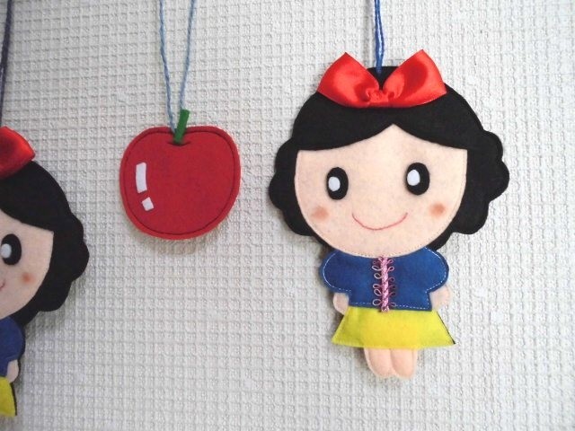 白雪姫のオーナメント Iichi ハンドメイド クラフト作品 手仕事品の通販