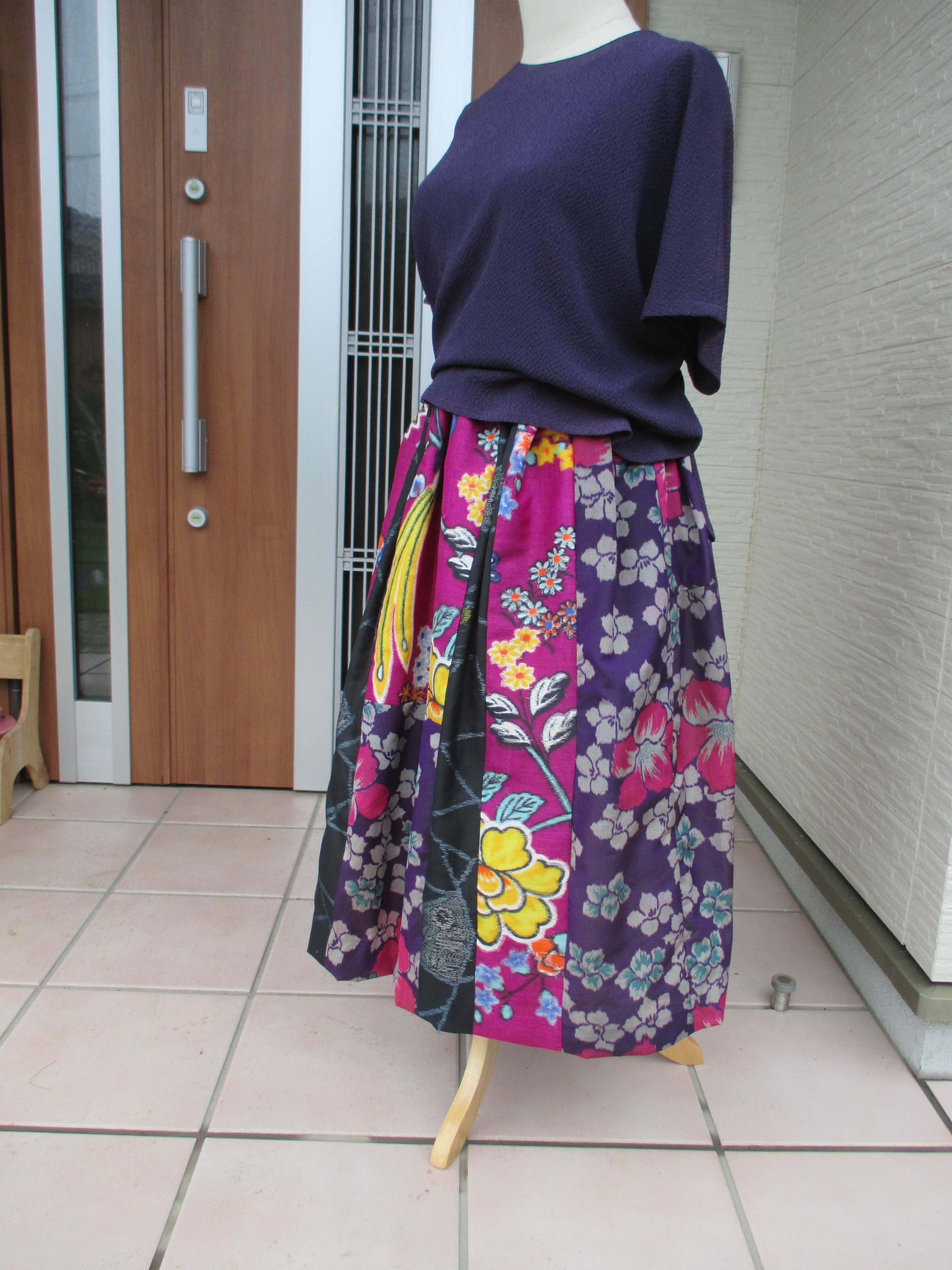 着物リメイク かわいいスカートが 熟女 スカートに 変身 Iichi ハンドメイド クラフト作品 手仕事品の通販