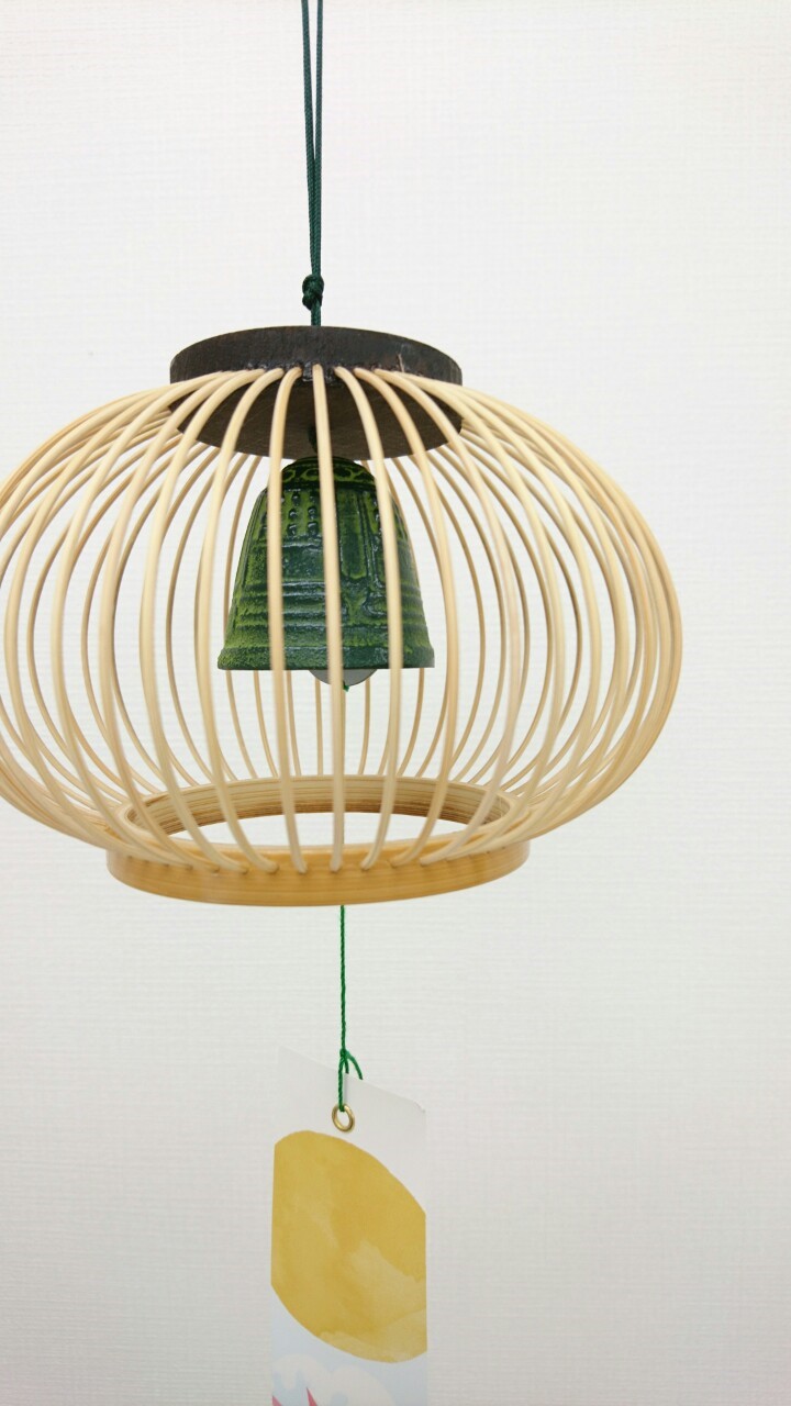 風鈴 駿河竹千筋細工南部鉄器 かご 白 Iichi ハンドメイド クラフト作品 手仕事品の通販