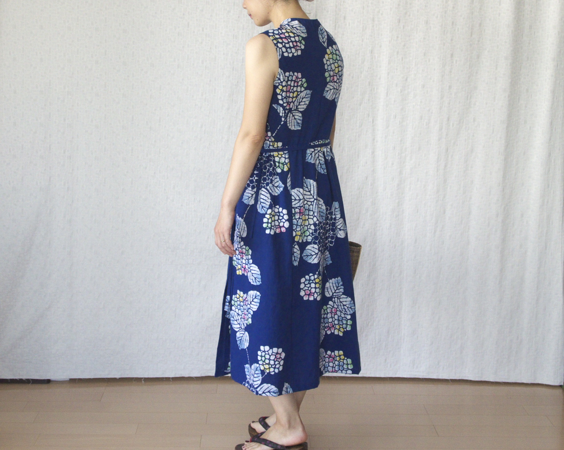 紫陽花のカシュクールワンピース Iichi ハンドメイド クラフト作品 手仕事品の通販