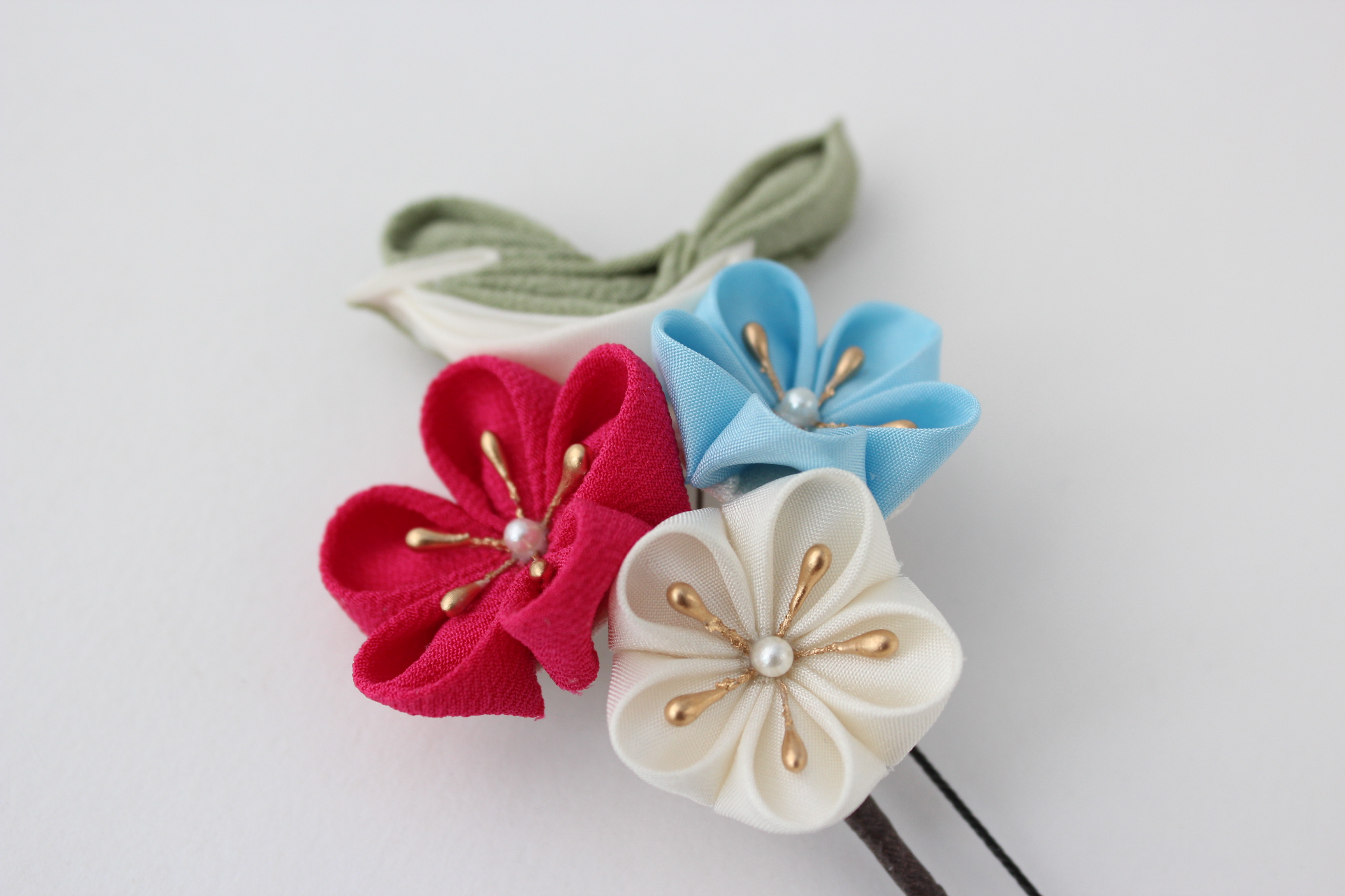 送料無料 髪飾り 鶯と梅 受注制作 Iichi ハンドメイド クラフト作品 手仕事品の通販