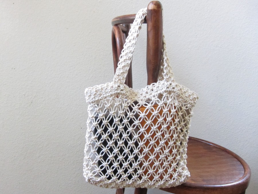 透け感を楽しむ マクラメ編みのバッグ Iichi ハンドメイド クラフト作品 手仕事品の通販