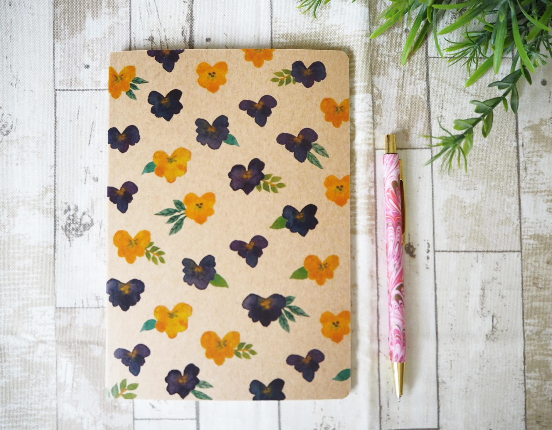 2色のすみれのクラフトノート Iichi ハンドメイド クラフト作品 手仕事品の通販