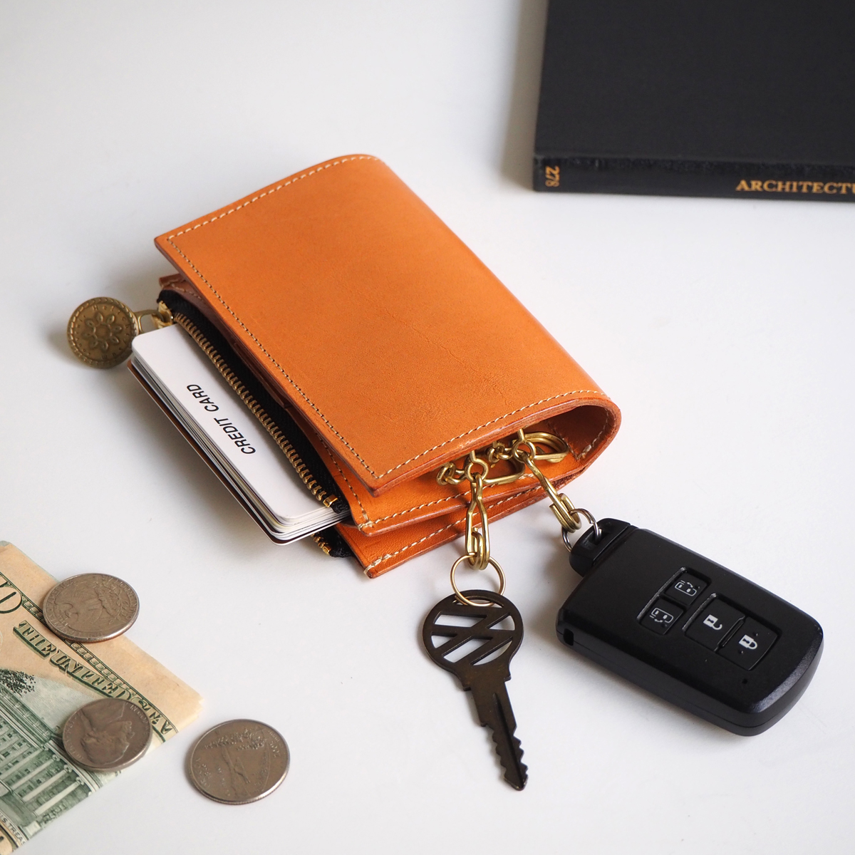 片マチ ファスナーポケット付キーケース ベージュ 牛革 カードがたくさん入る Ill1194 Iichi ハンドメイド クラフト作品 手仕事品の通販