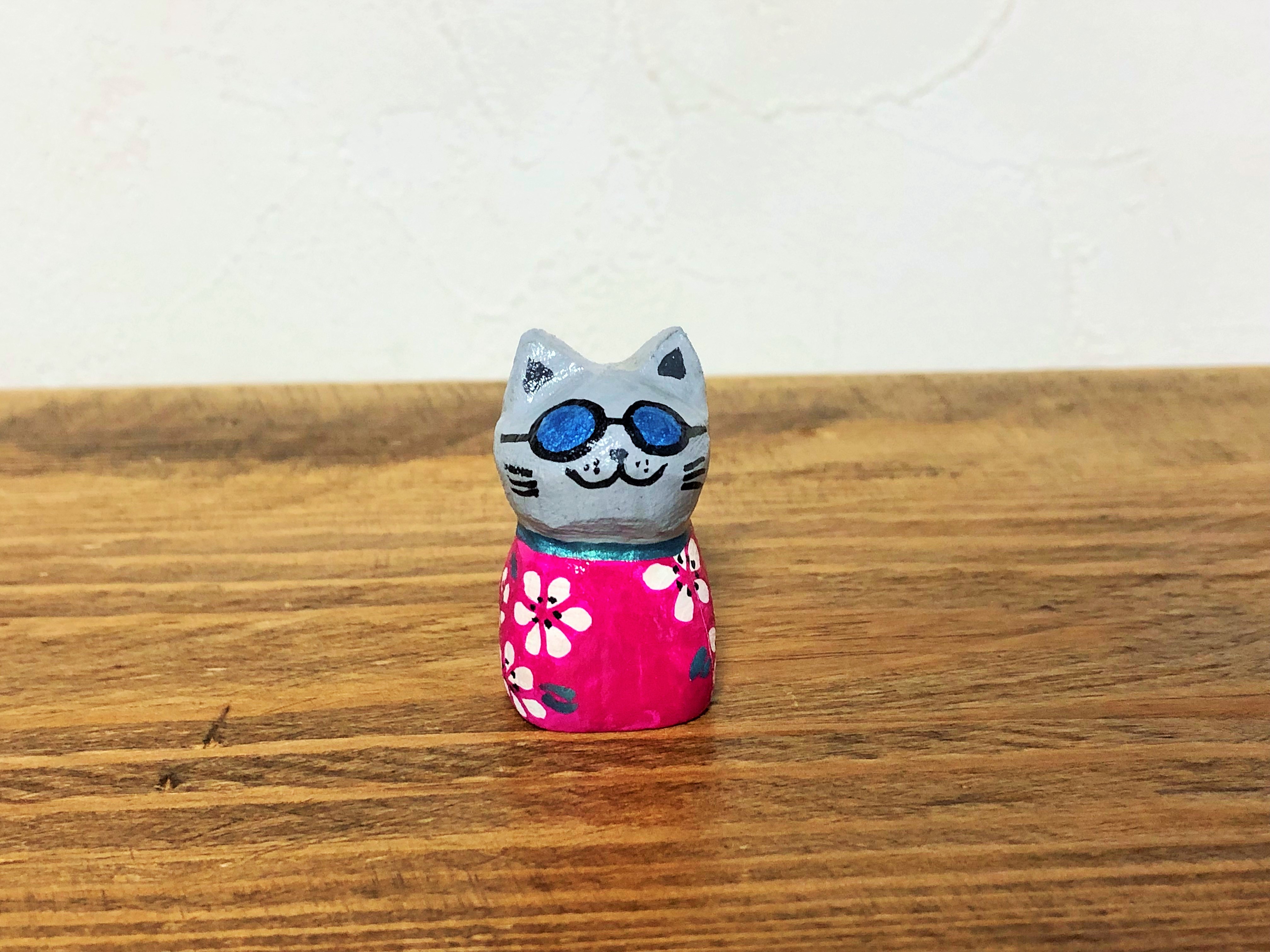 木彫り猫 小さなサングラス猫 Iichi ハンドメイド クラフト作品 手仕事品の通販