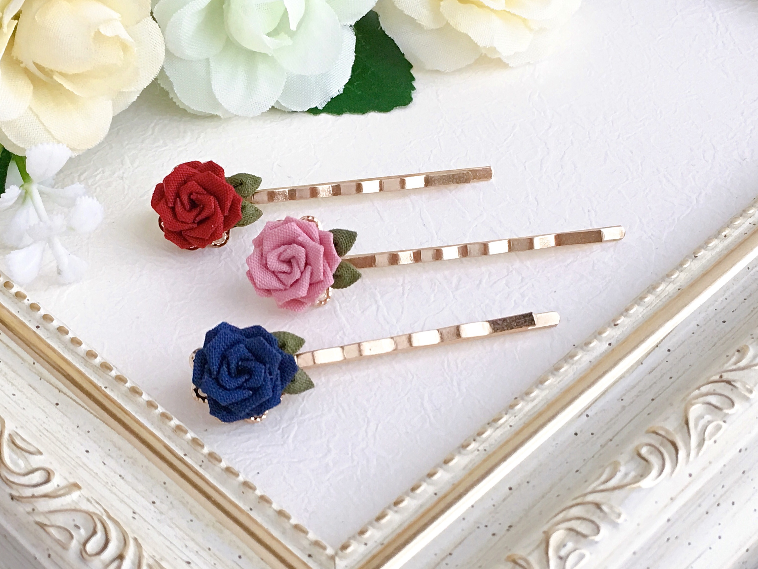 ばらのヘアピン つまみ細工 Iichi ハンドメイド クラフト作品 手仕事品の通販