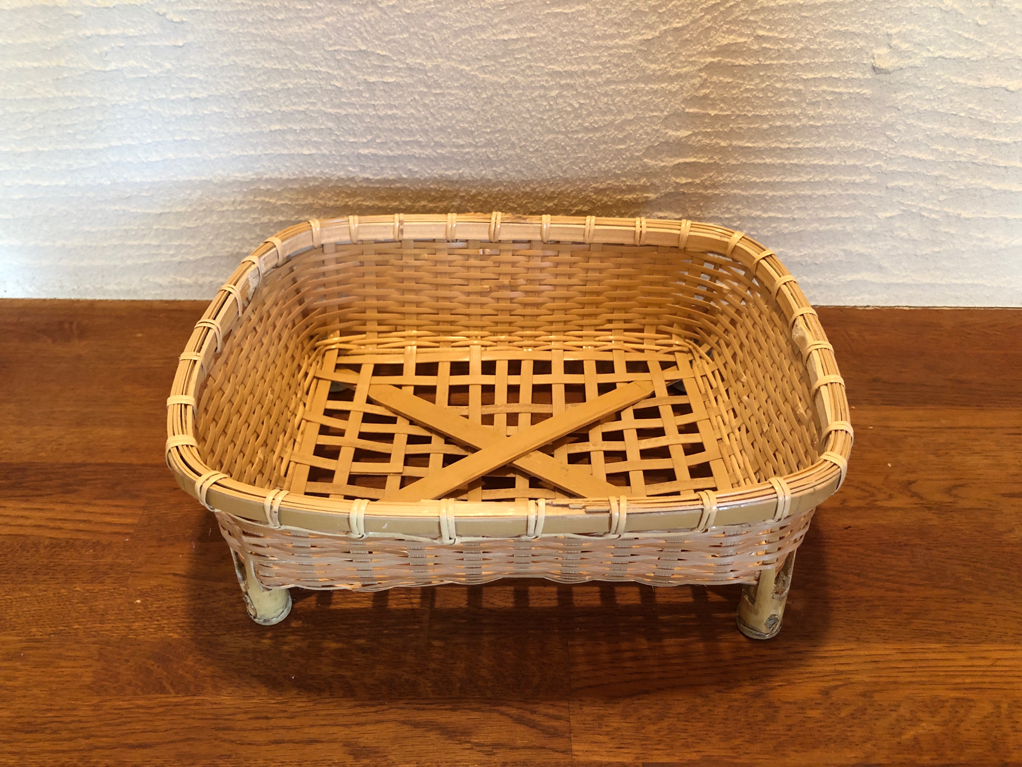 入手困難 ◊ 竹編みの四角い水切りかご - インテリア小物