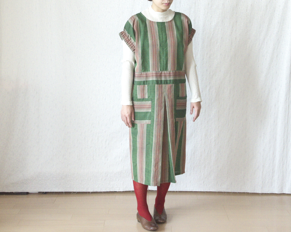ちょっとレトロなワンピース Iichi ハンドメイド クラフト作品 手仕事品の通販