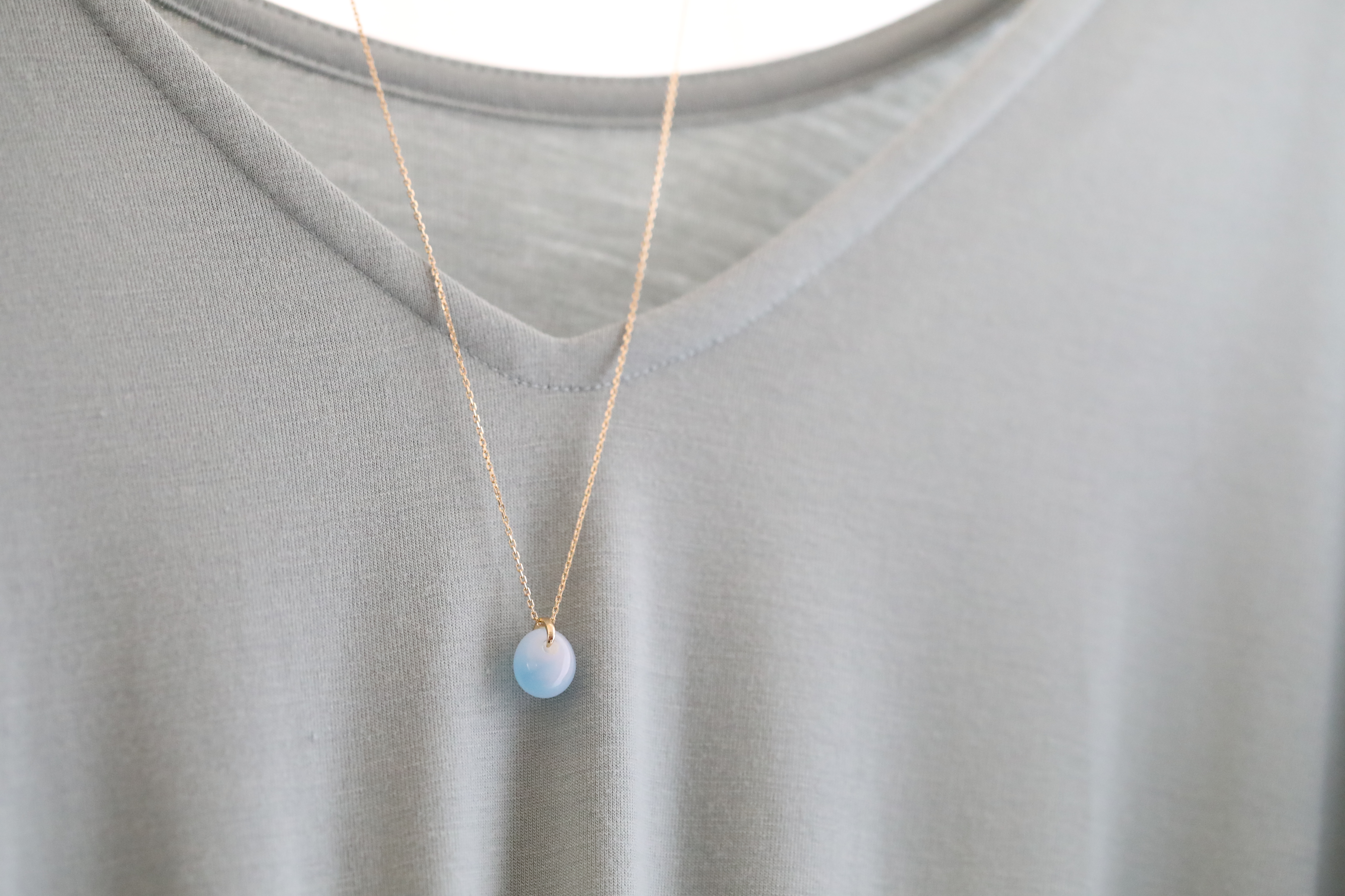 ハンドメイドガラスのネックレス ブルーとピンクのグラデーション Iichi ハンドメイド クラフト作品 手仕事品の通販